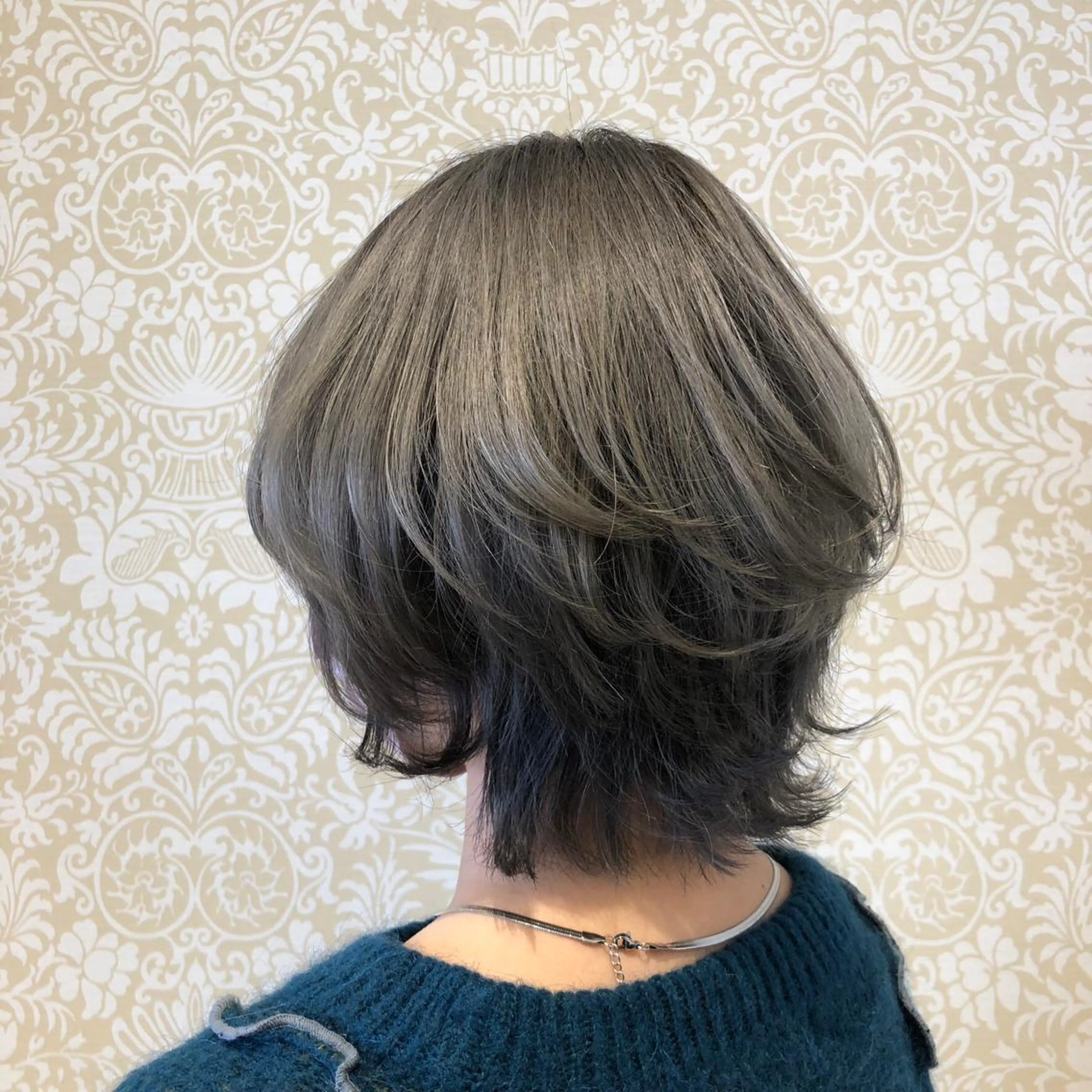 ショート カラー カット ヘアカラー トリートメント 🐠寒色系×パーマ 櫻井　麿偉🐏のヘアスタイル