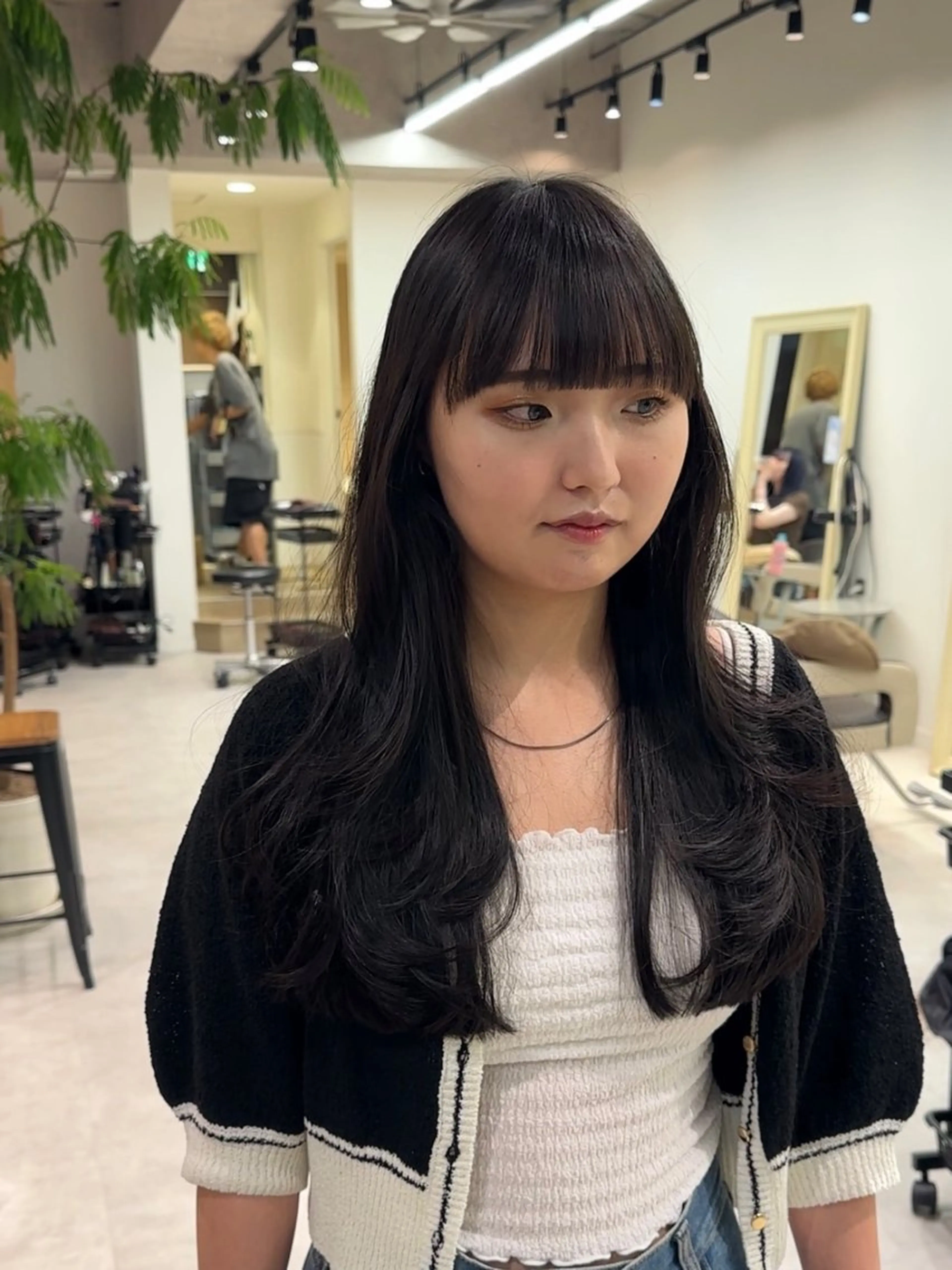 ロング カラー レイヤーカット カット ヘアカラー トリートメント レイヤー/顔まわり カット/地毛風カラーのヘアスタイル