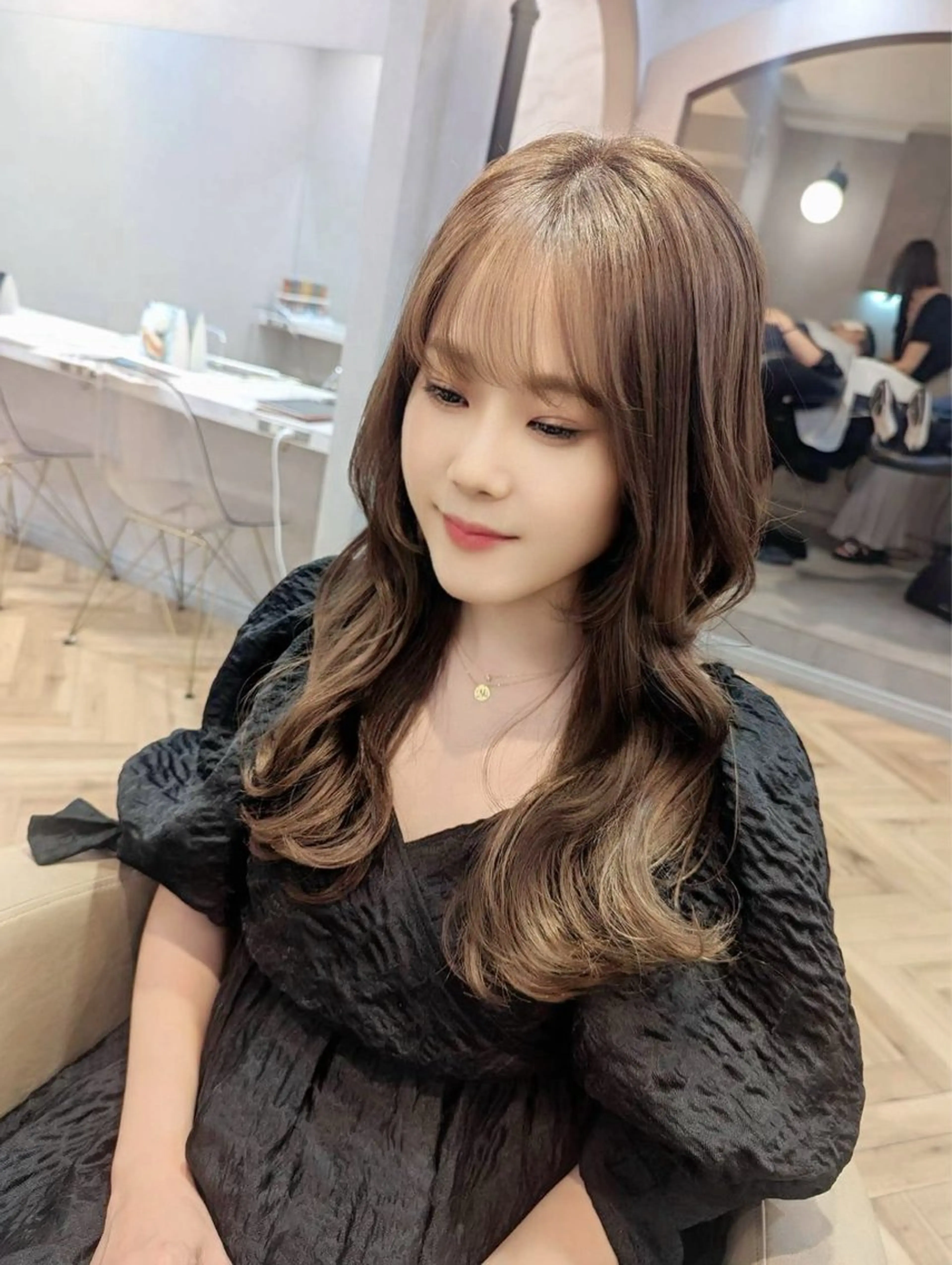 ロング カラー パーマ ヘアアレンジ 顔周りカット 韓国風ヘア ロング 小顔カット ニュアンスパーマ カット ヘアカラー トリートメント 平川 友理/韓国ヘア💘のヘアスタイル