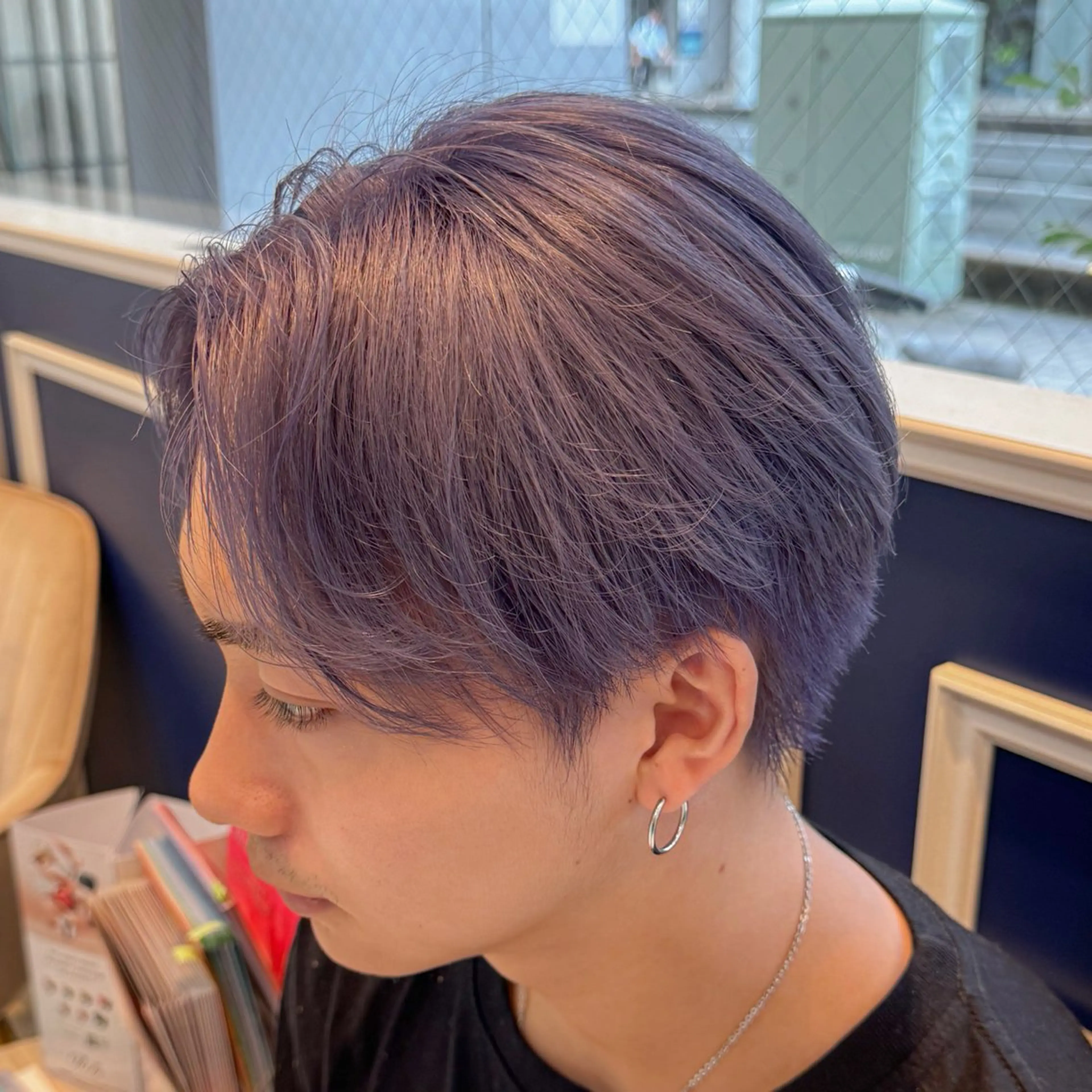 ショート カラー メンズ ラベンダーカラー ヘアカラー 吉田 新平のヘアスタイル