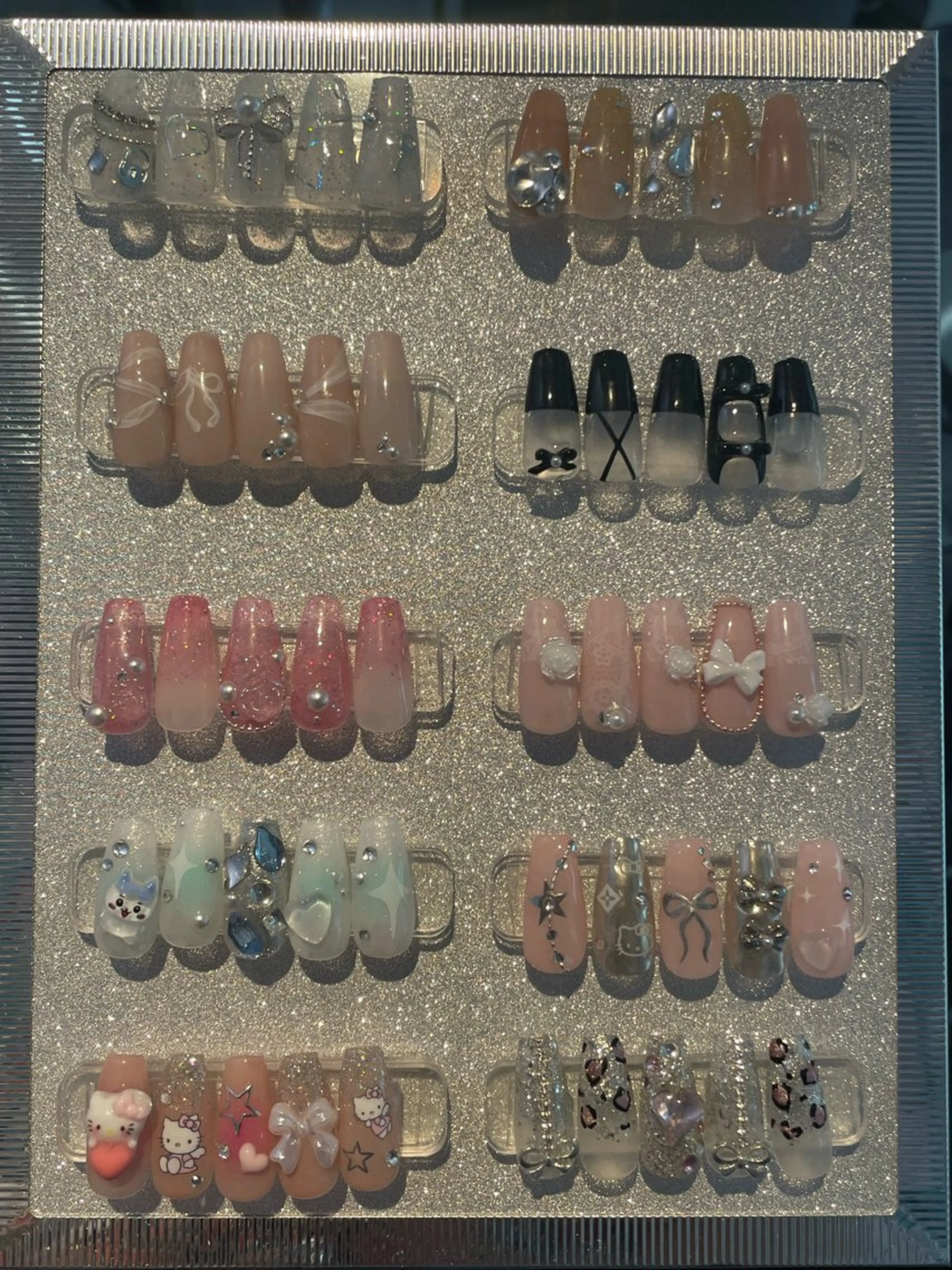 ネイル ガーリー ワンホンネイル VENUSBELT 渋谷ネイル✧*｡のネイルデザイン