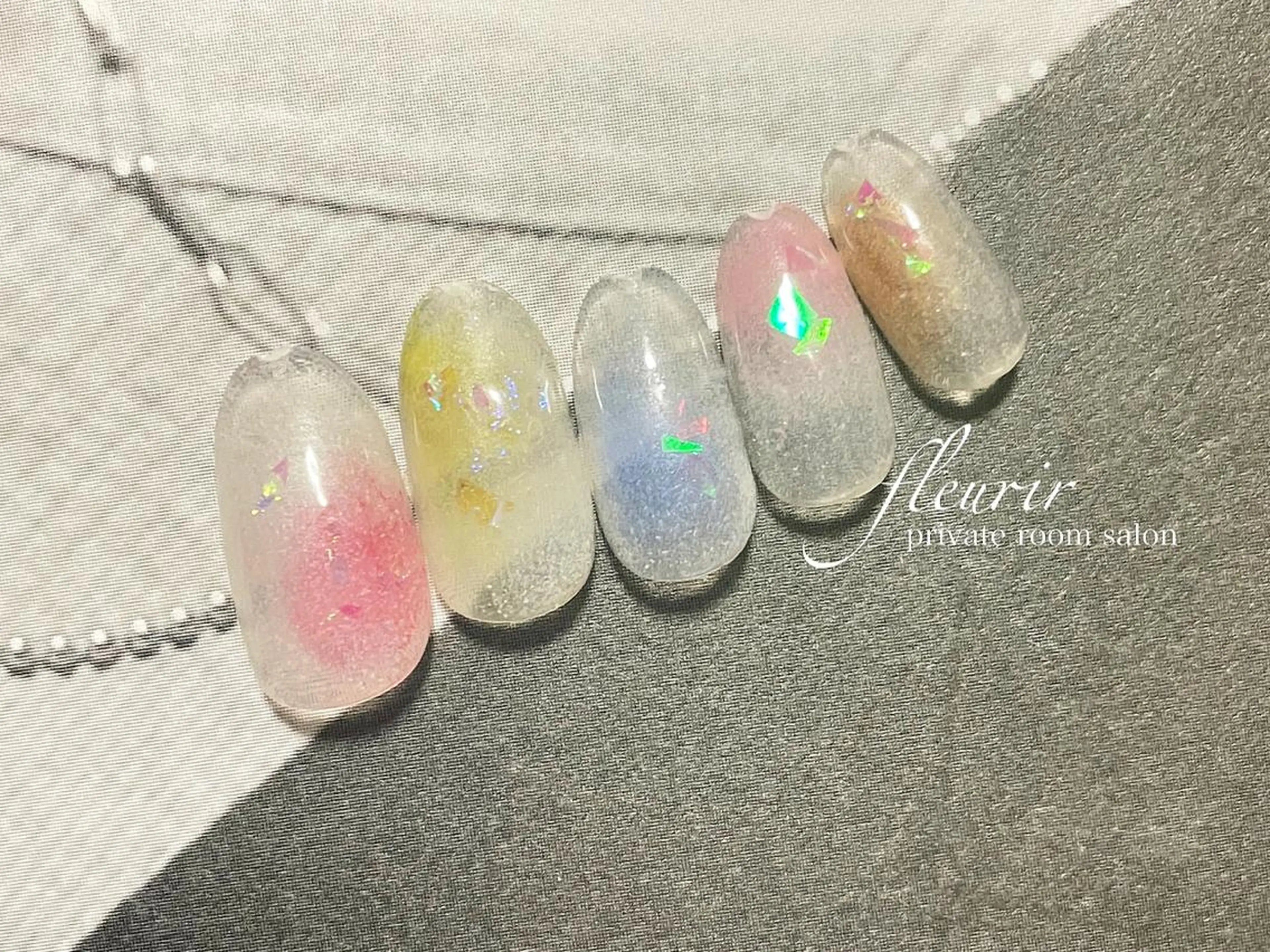 ネイル アートネイル オーロラネイル ブルー チークネイル 長さ出し フルリール 【プライベートサロンのネイルデザイン