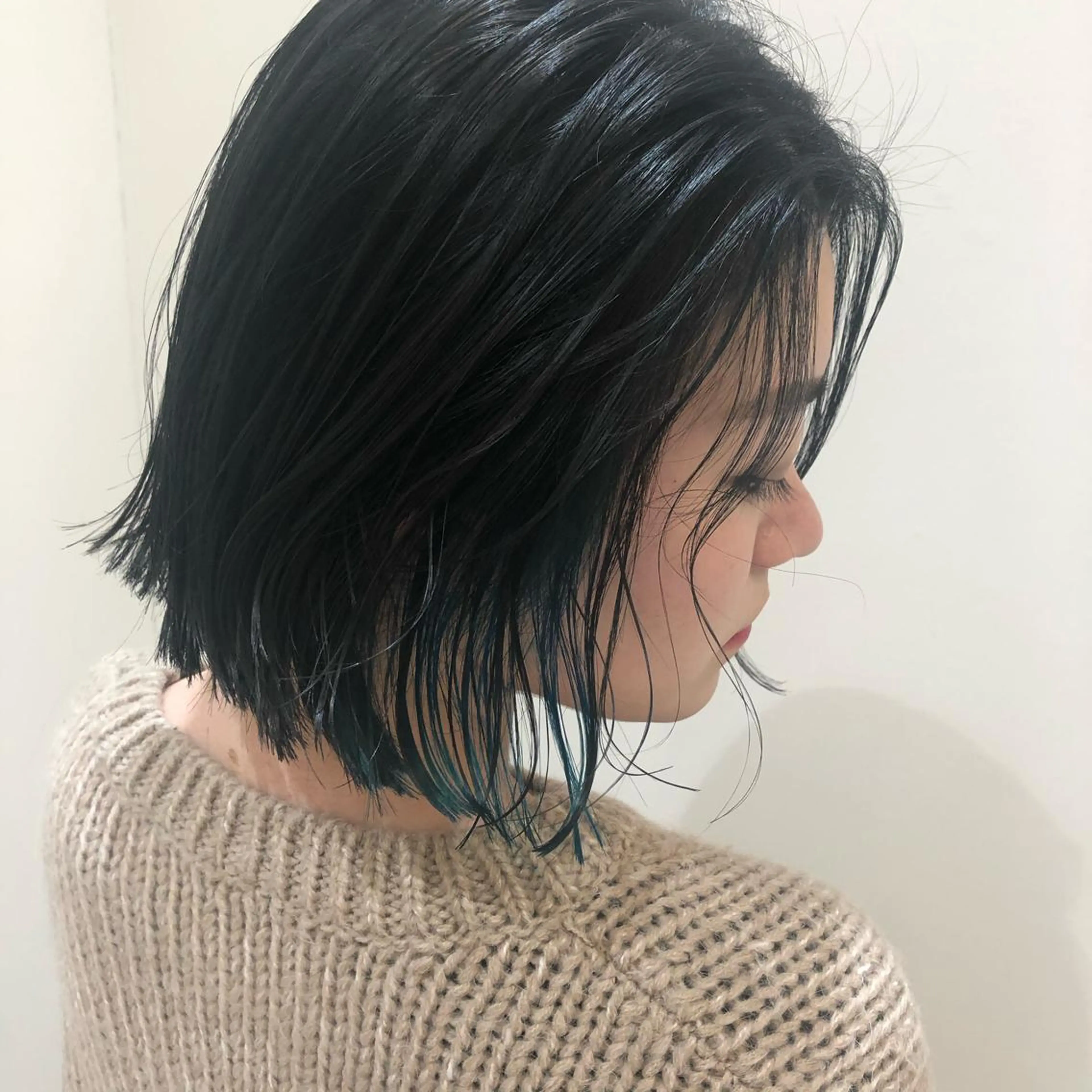 ミディアム 銀座／レイヤーカット 🤍内野すみれのヘアスタイル