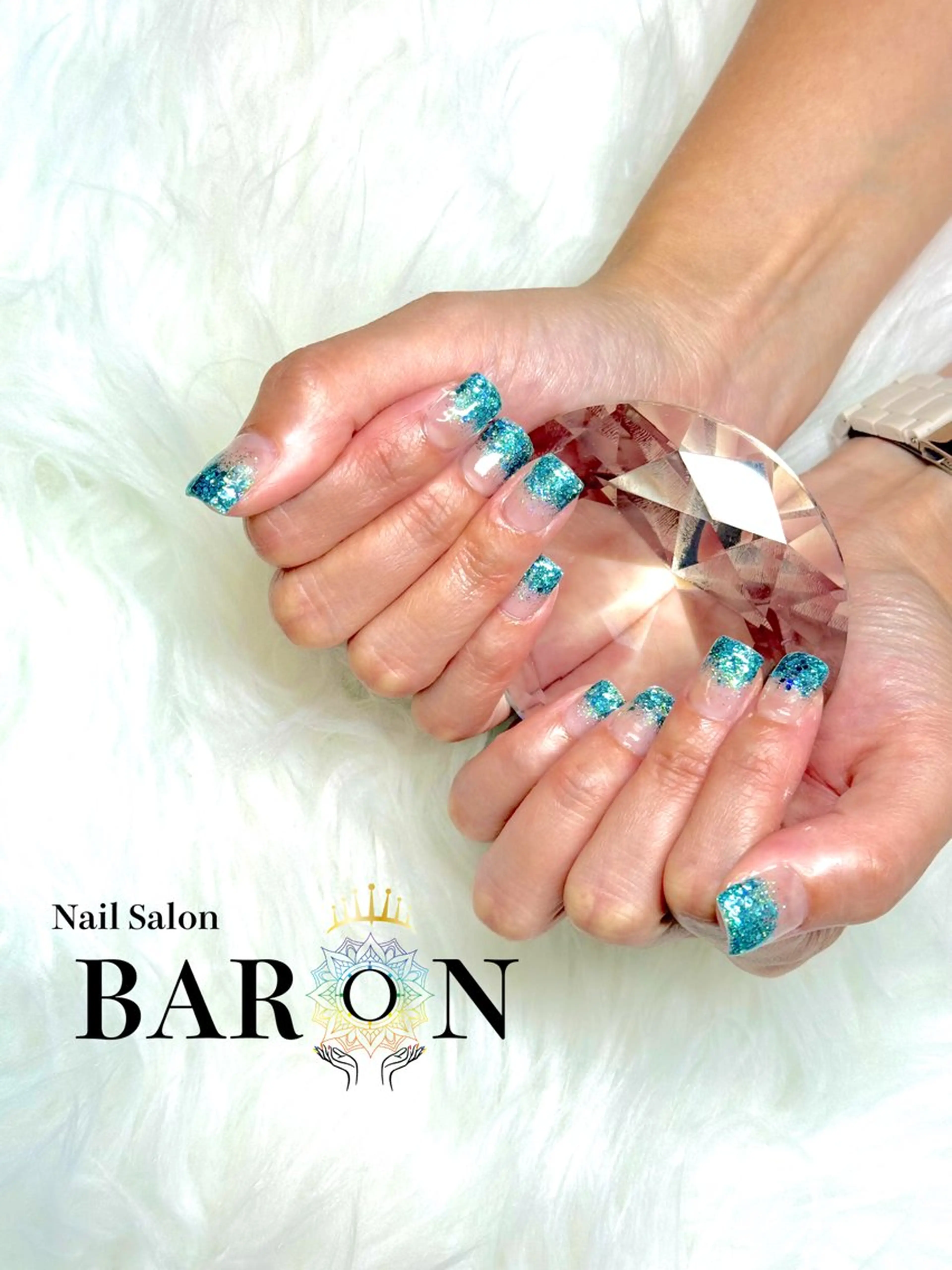ネイル ブルー グラデーション ラメ(グリッター) ラメグラデーション スクエアネイル BARON本厚木店 🐹RIN🐹のネイルデザイン