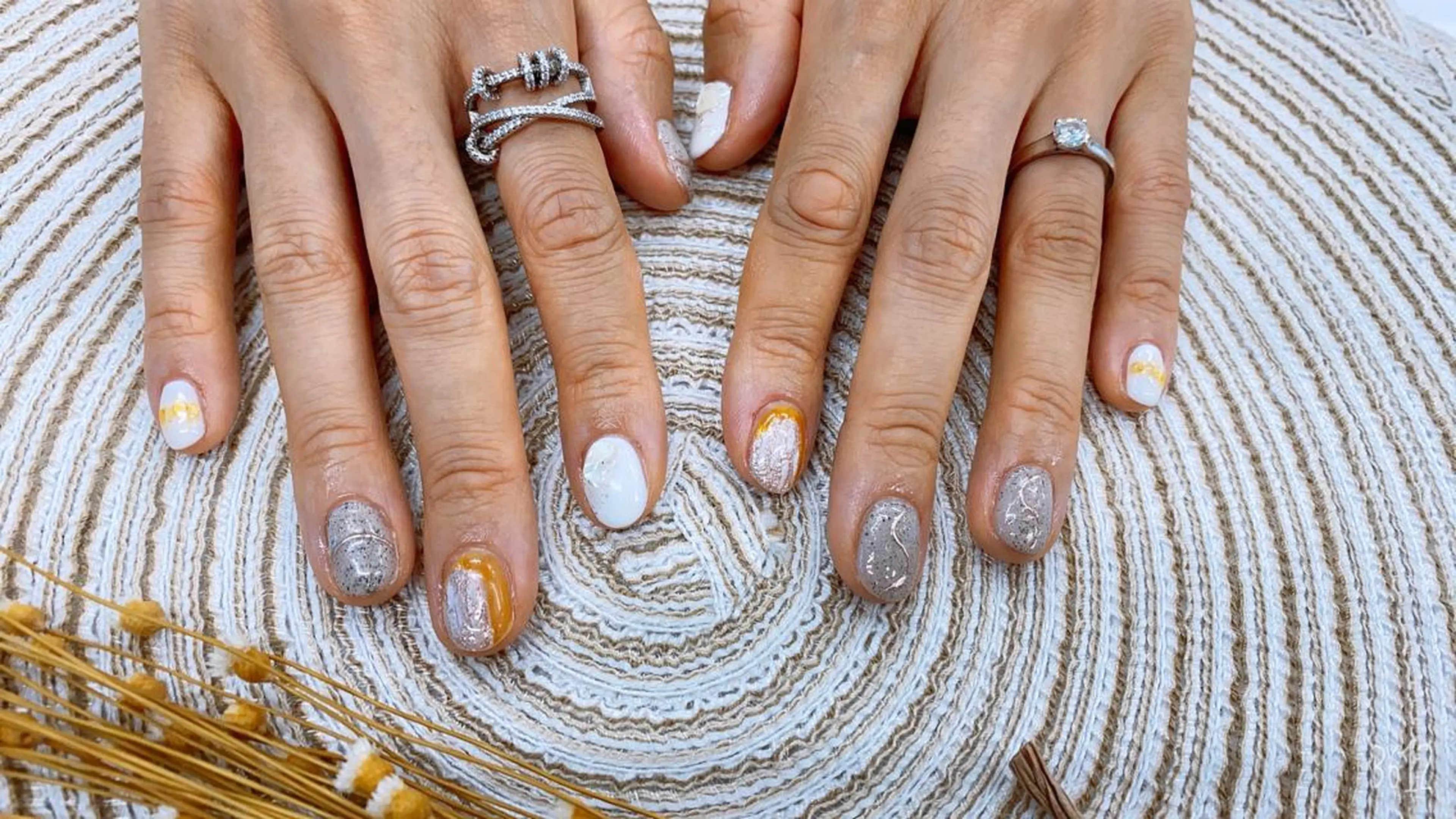 ネイル Romine アイラッシュ&ネイルのマツエク・マツパデザイン