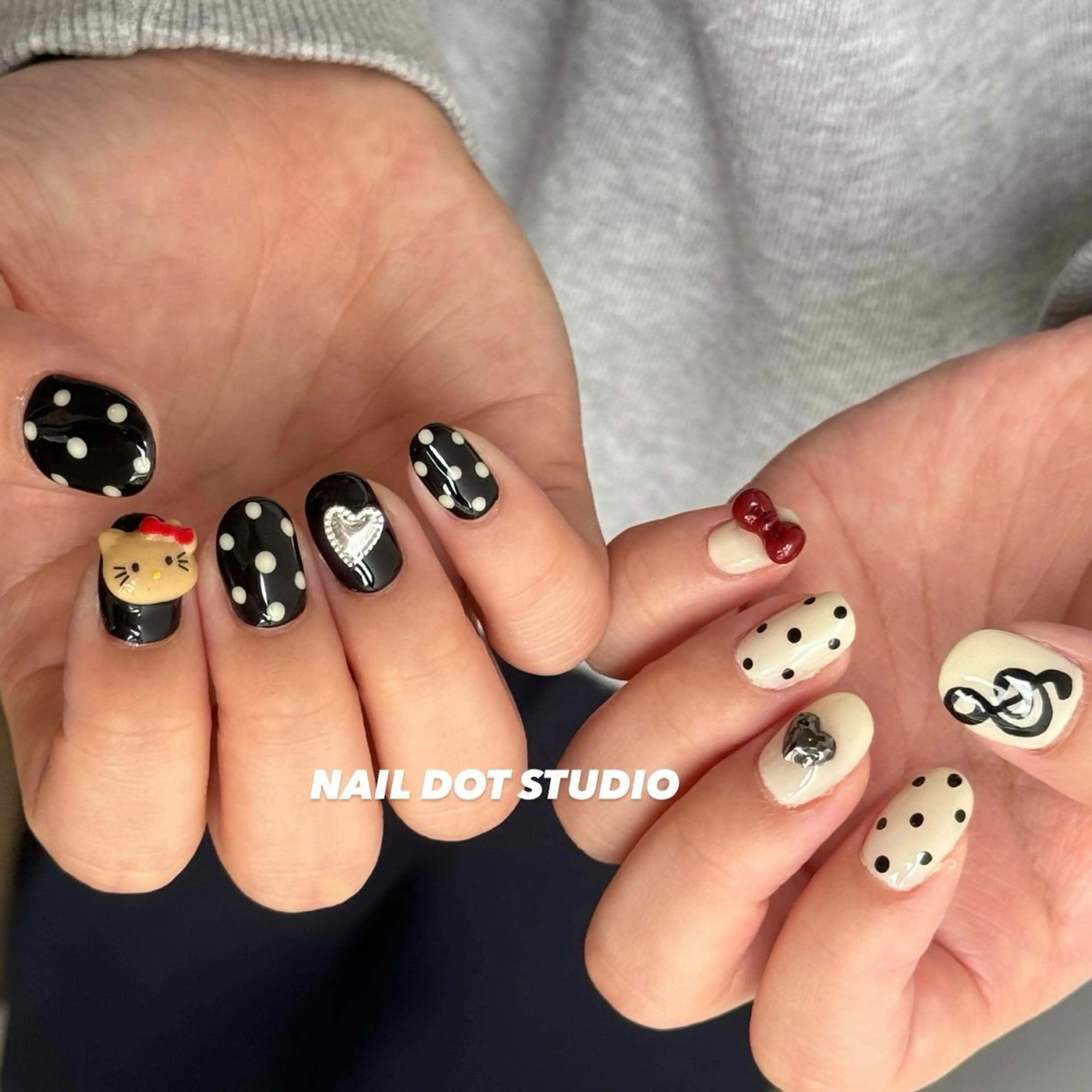 ネイル ハンドネイル NAILDOTSTU DIO SEINAのネイルデザイン