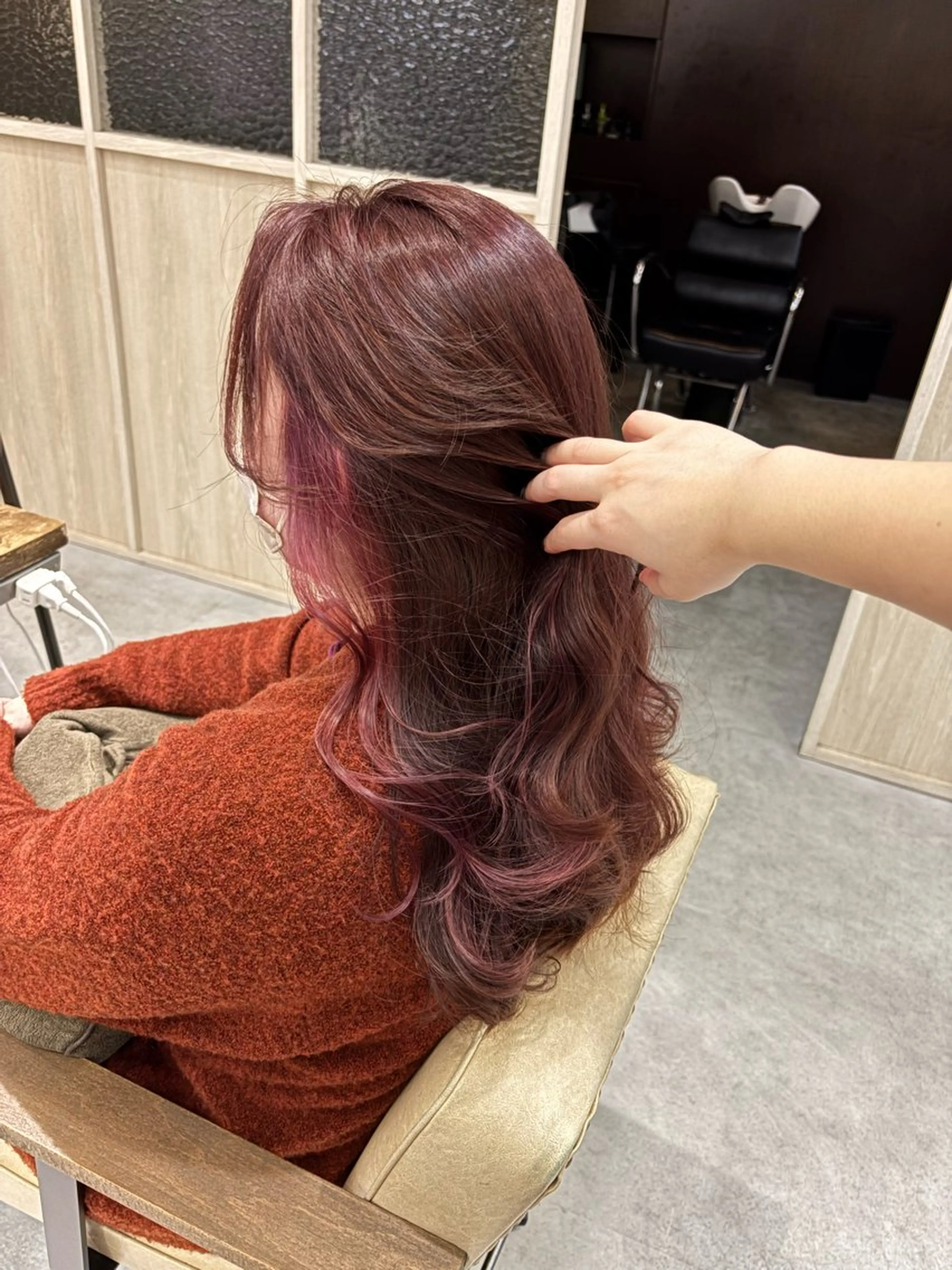 【髪質改善】カット＋イヤリングブリーチカラー＋再生トリートメントの写真