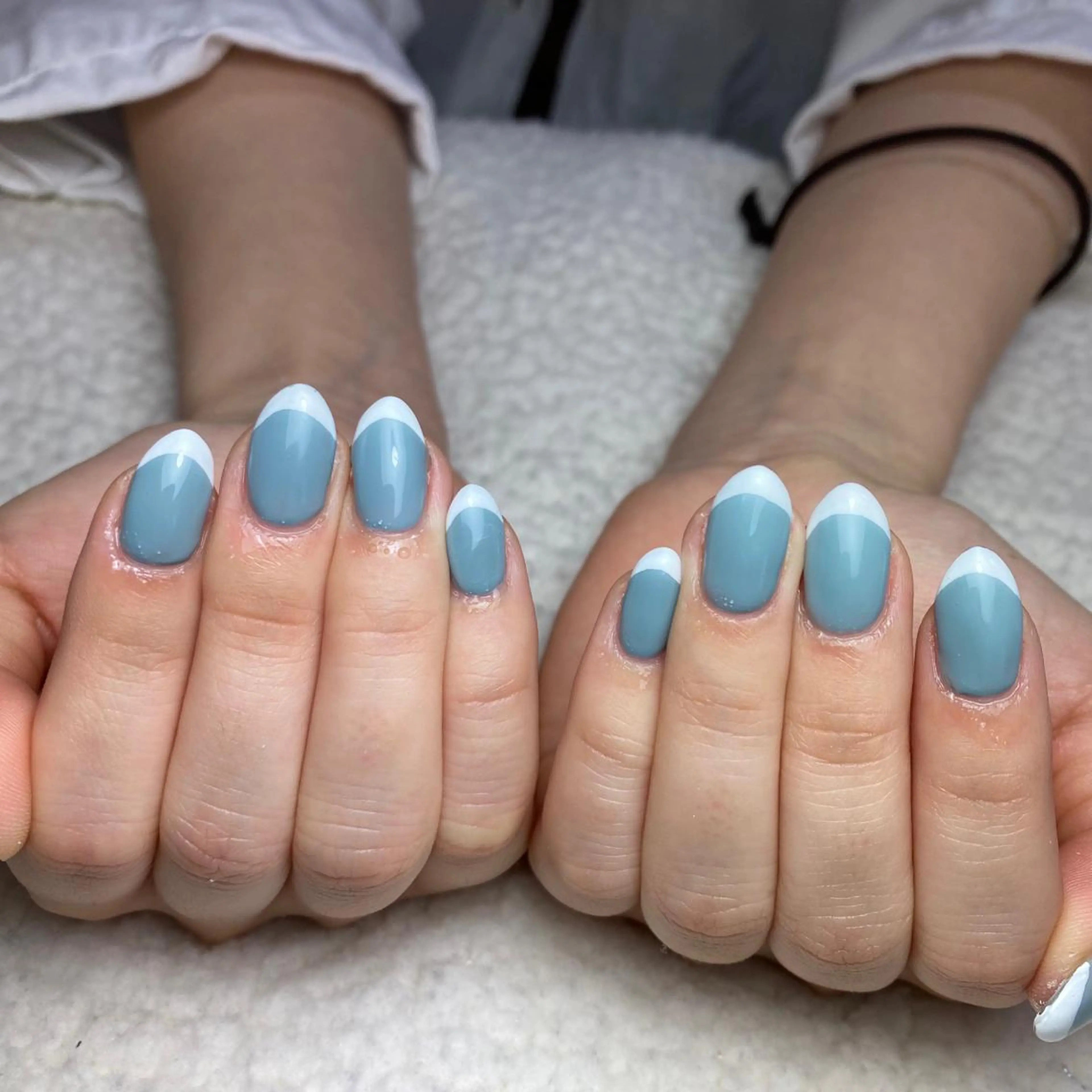 ネイル フレンチネイル 春ネイル ハンドネイル COCO+所属・COCO +のエステ・リラクイメージ