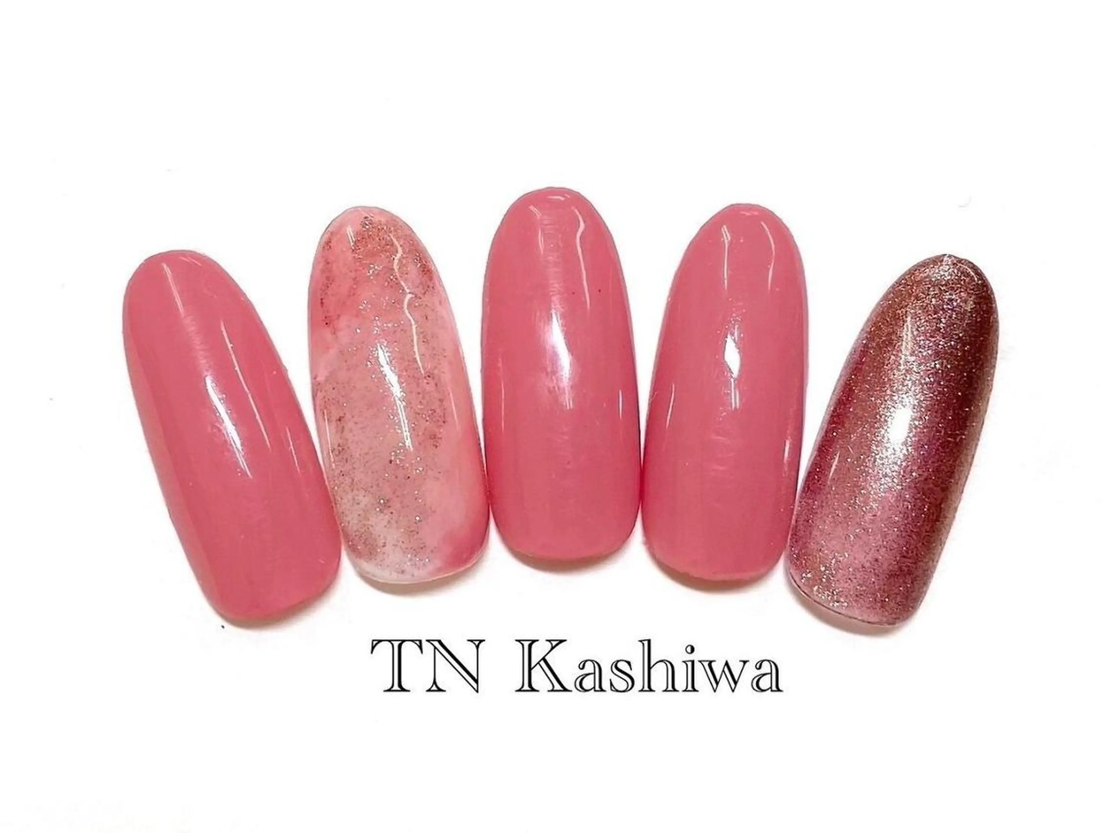 ネイル ハンドネイル 座間 桃香のネイルデザイン