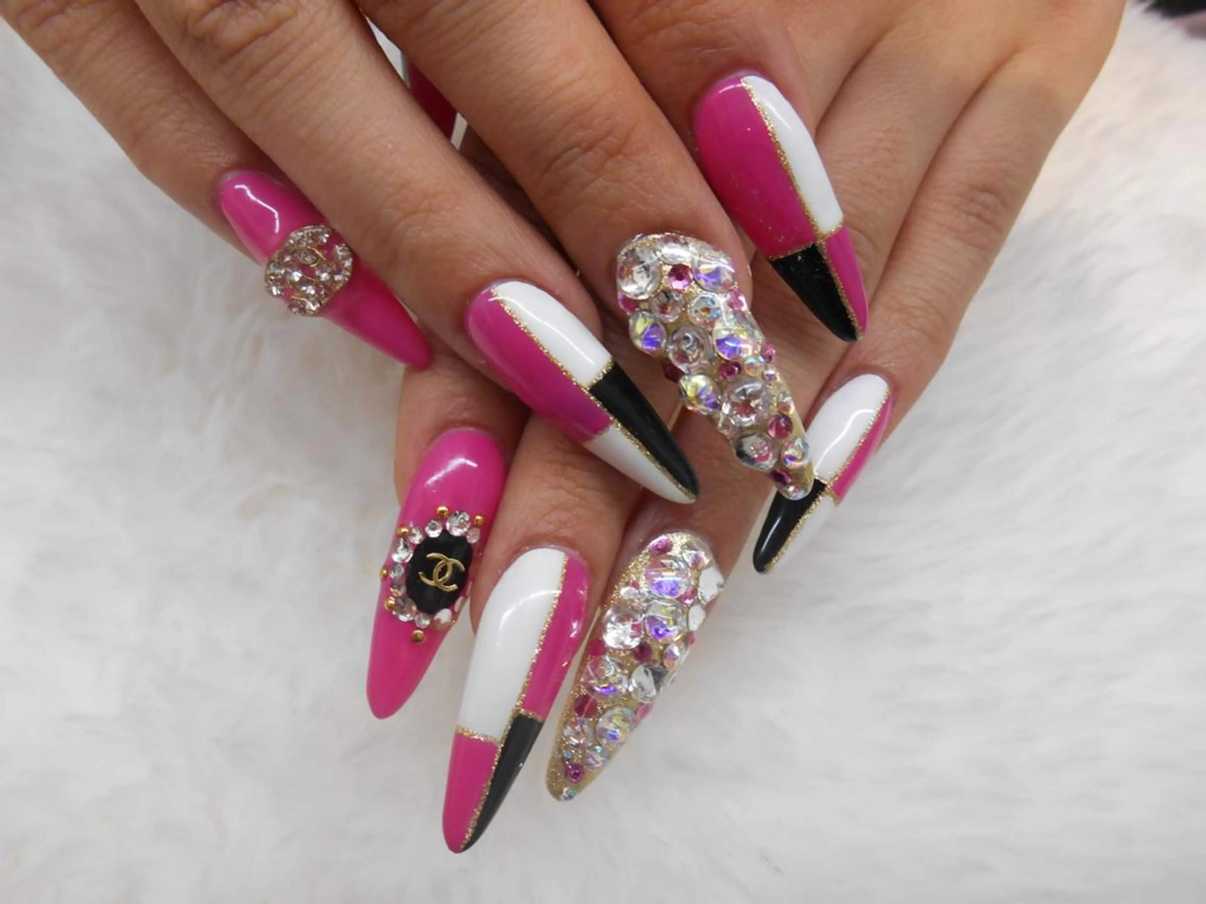 ネイル 花田 茜のネイルデザイン