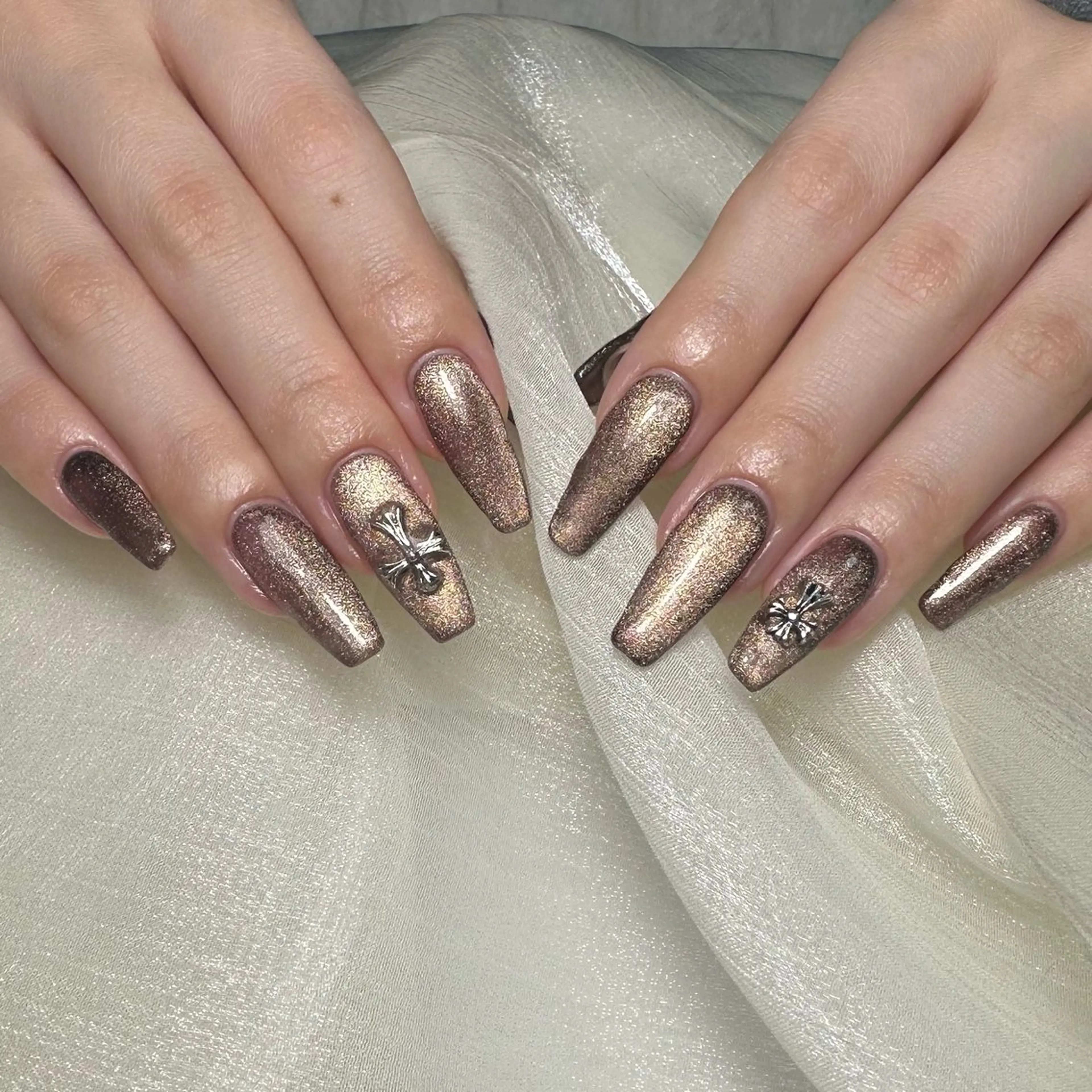 ネイル マグネットネイル ハンドネイル ハンドケア moii. ⌇manamiのネイルデザイン