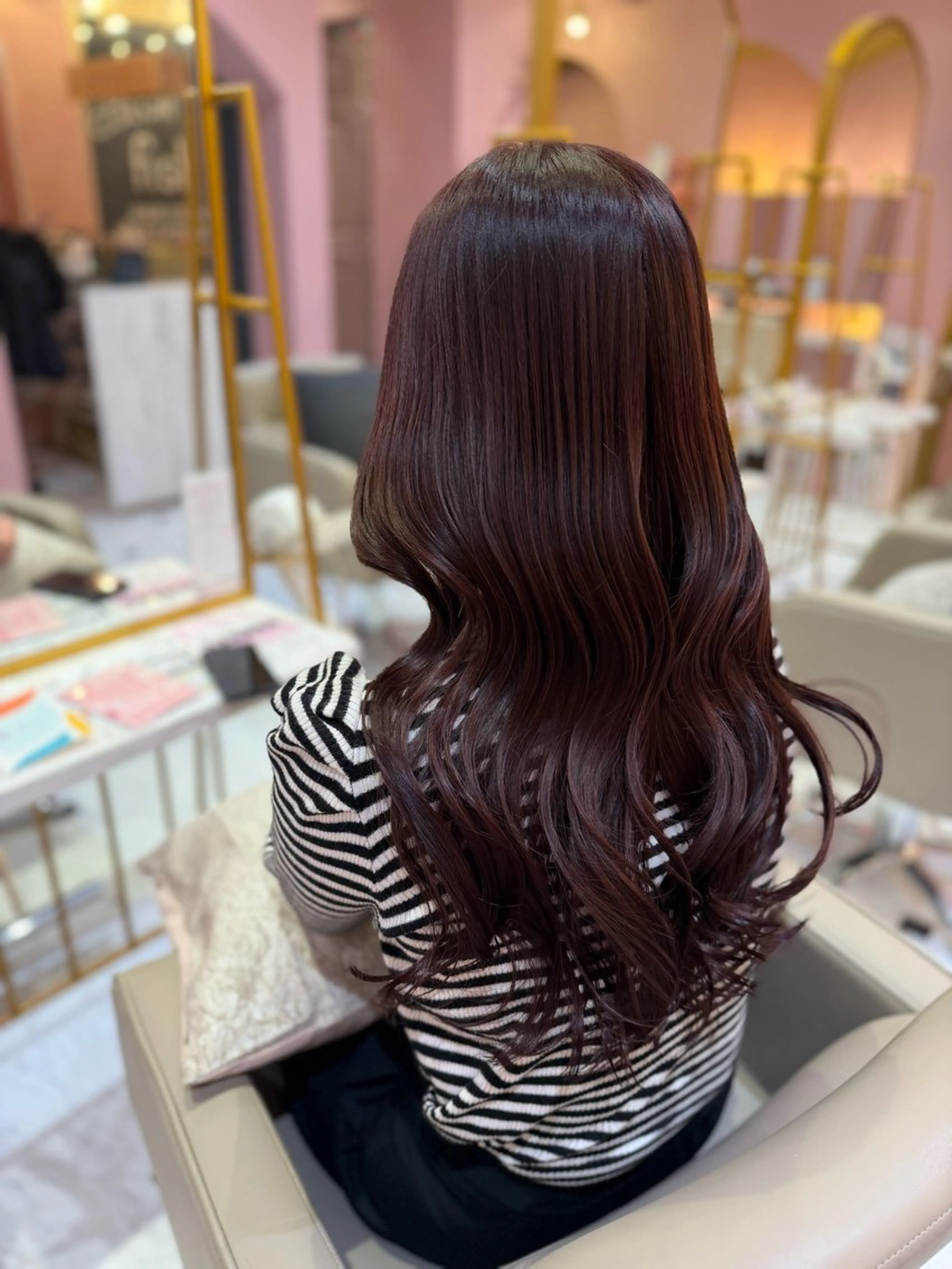 ロング カラー ヘアカラー Sakurada Ayakaのヘアスタイル