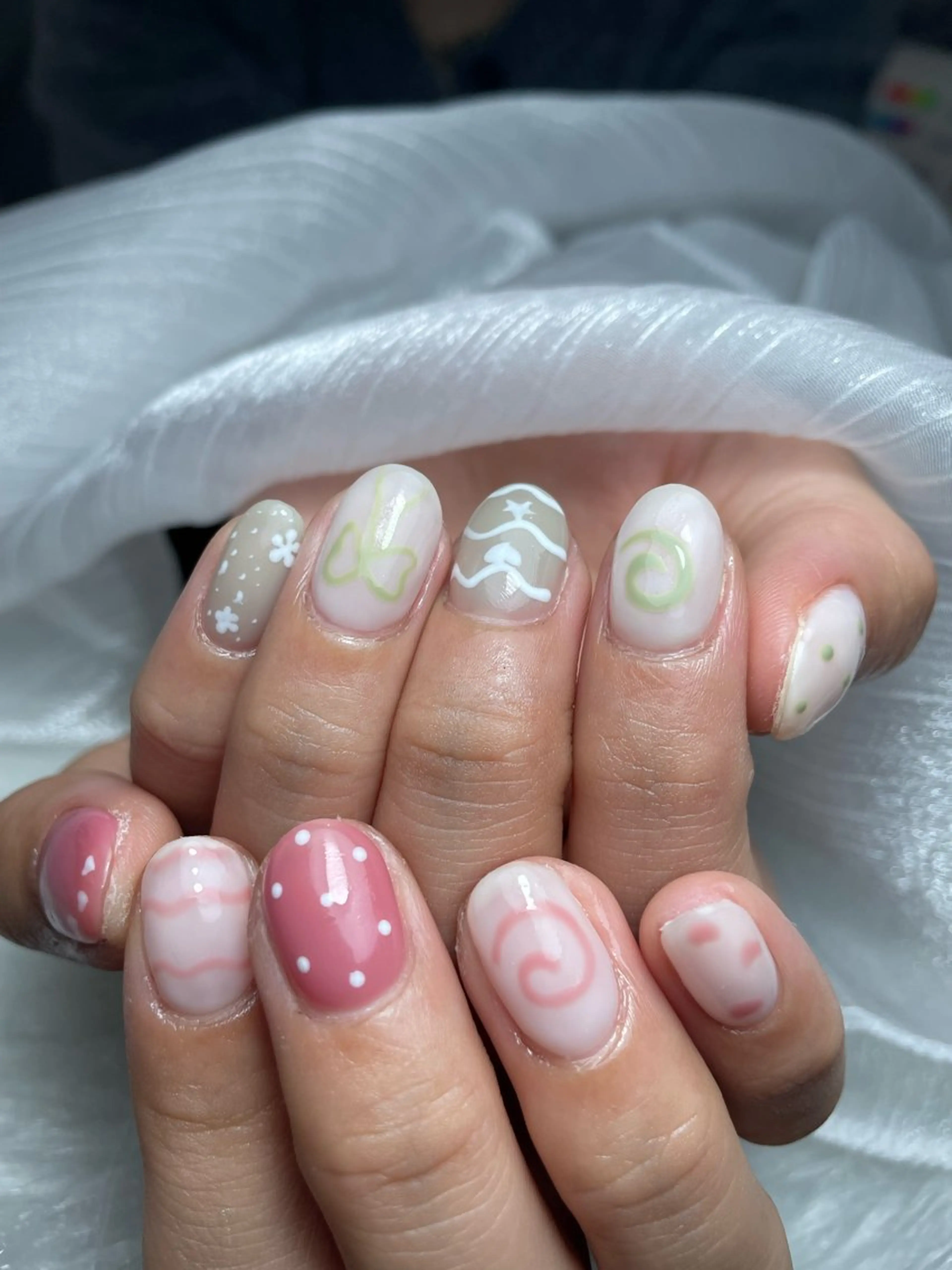 ネイル MoonHi Nail 朝霞台のネイルデザイン