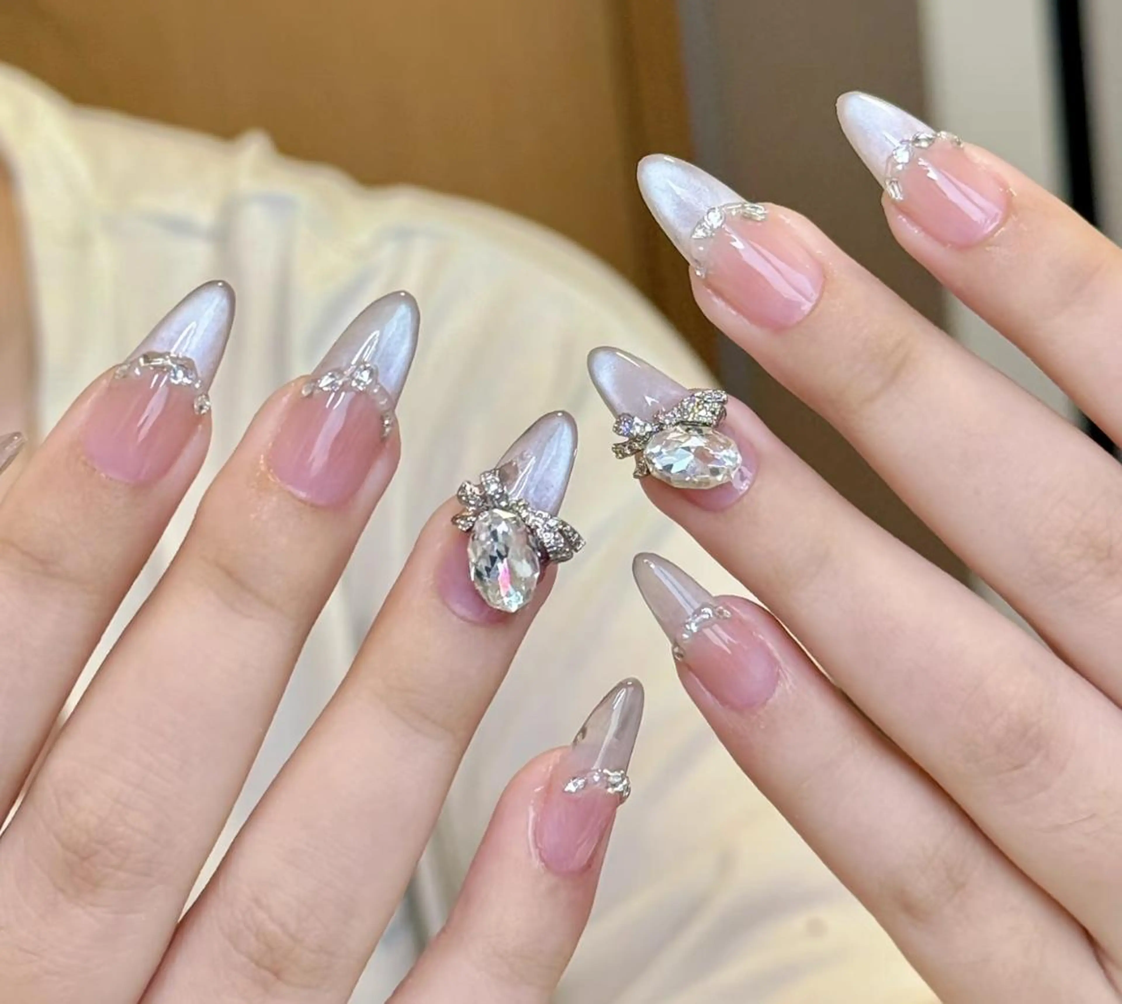 ネイル ハンドネイル 🎀 Ayaka_nailのネイルデザイン
