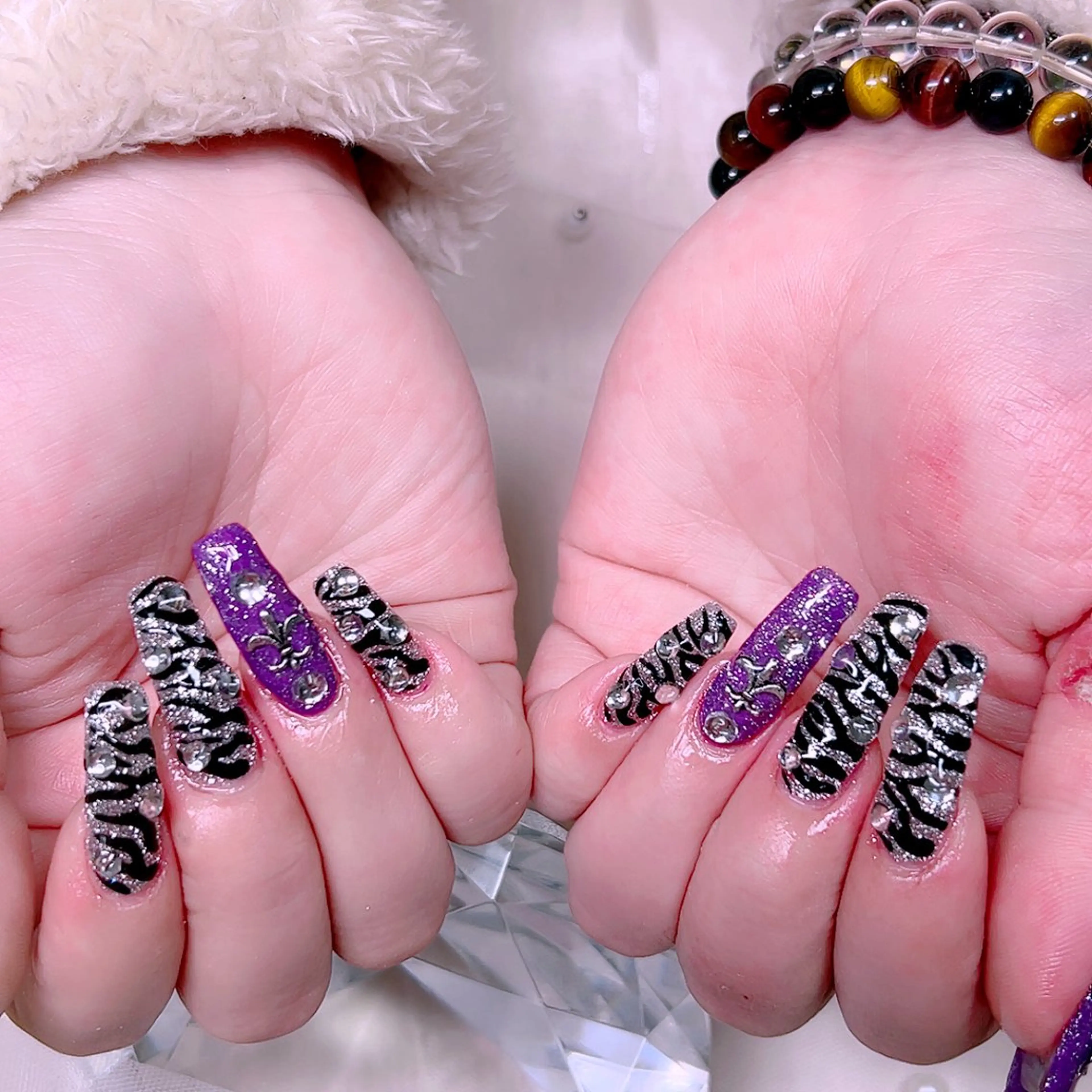 ネイル アニマル柄 ラメ(グリッター) Cute Tips nailのネイルデザイン