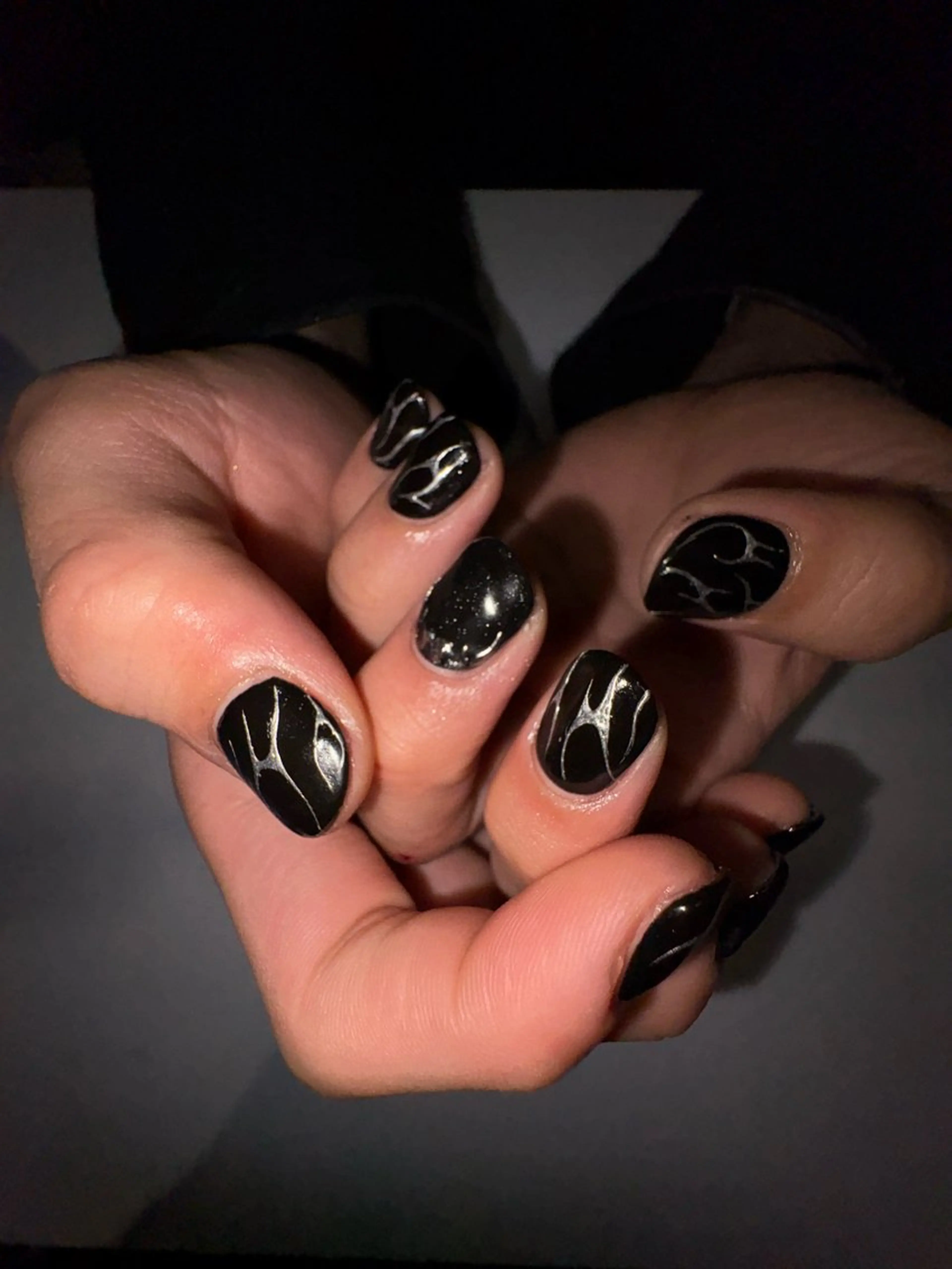 ネイル ハンドネイル ハンドケア カンナ【Y2Kネイル /コーンロウ】のネイルデザイン