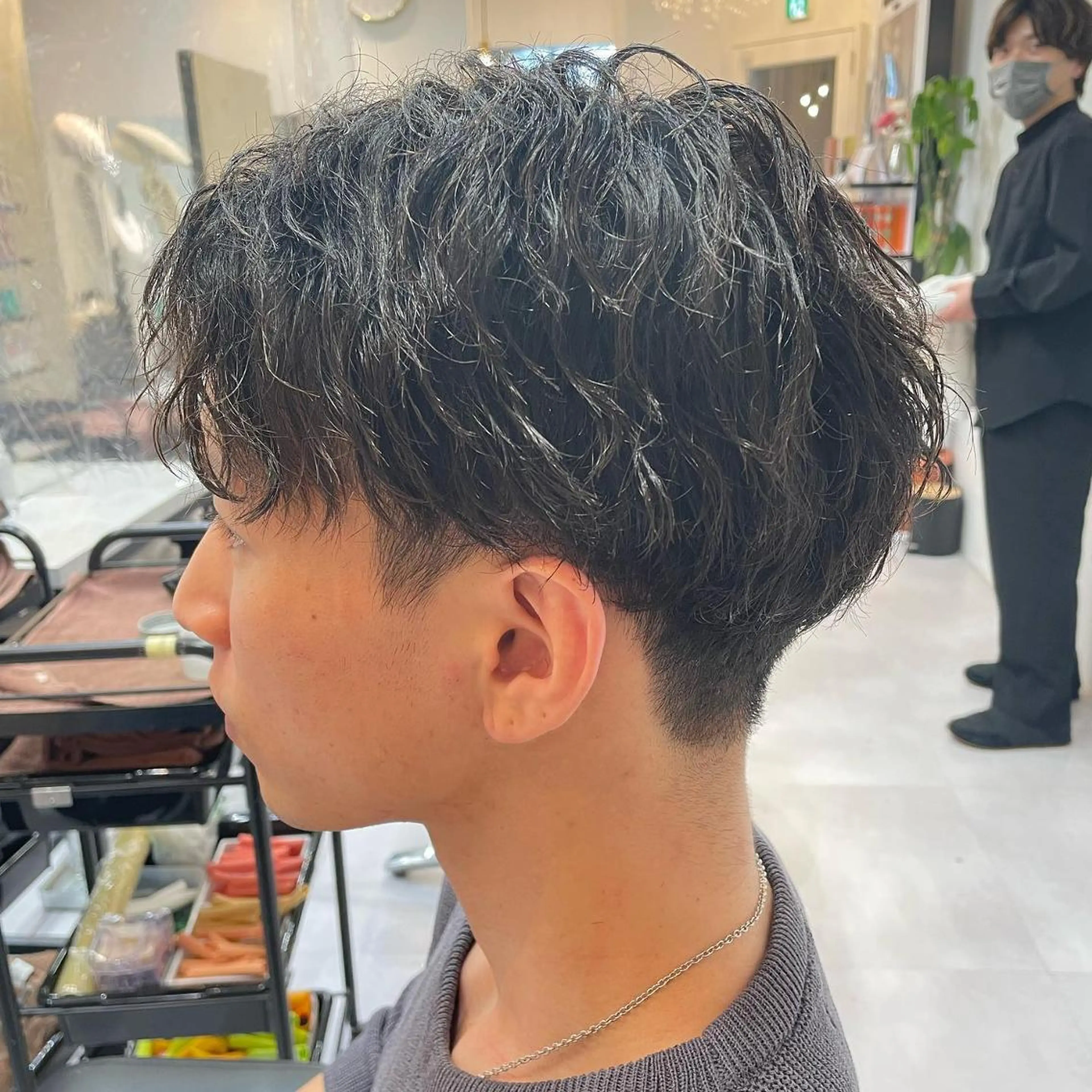 ショート 髪質改善× 白髪ぼかし溝江のヘアスタイル