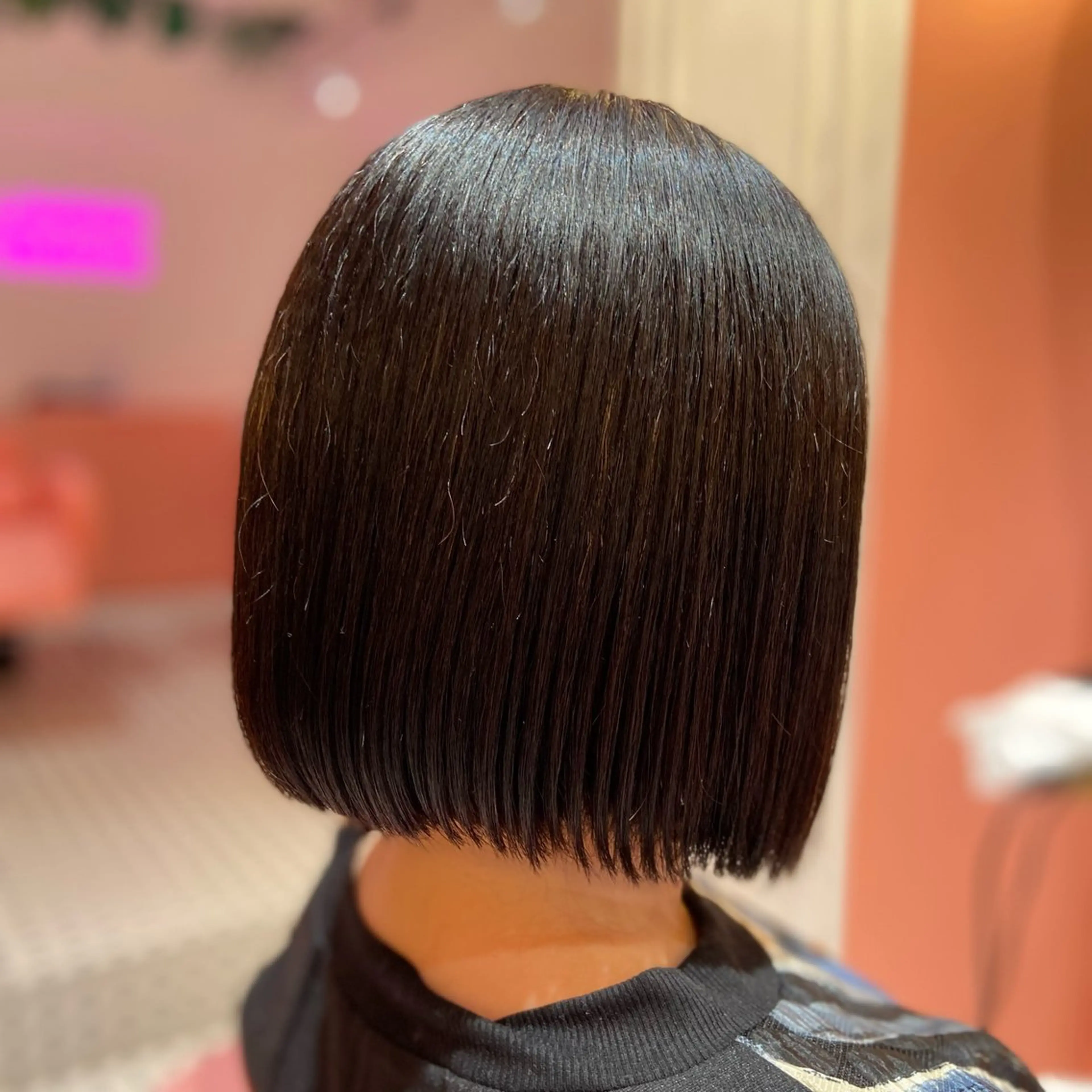 ミディアム IWASHITA TAKESHIのヘアスタイル