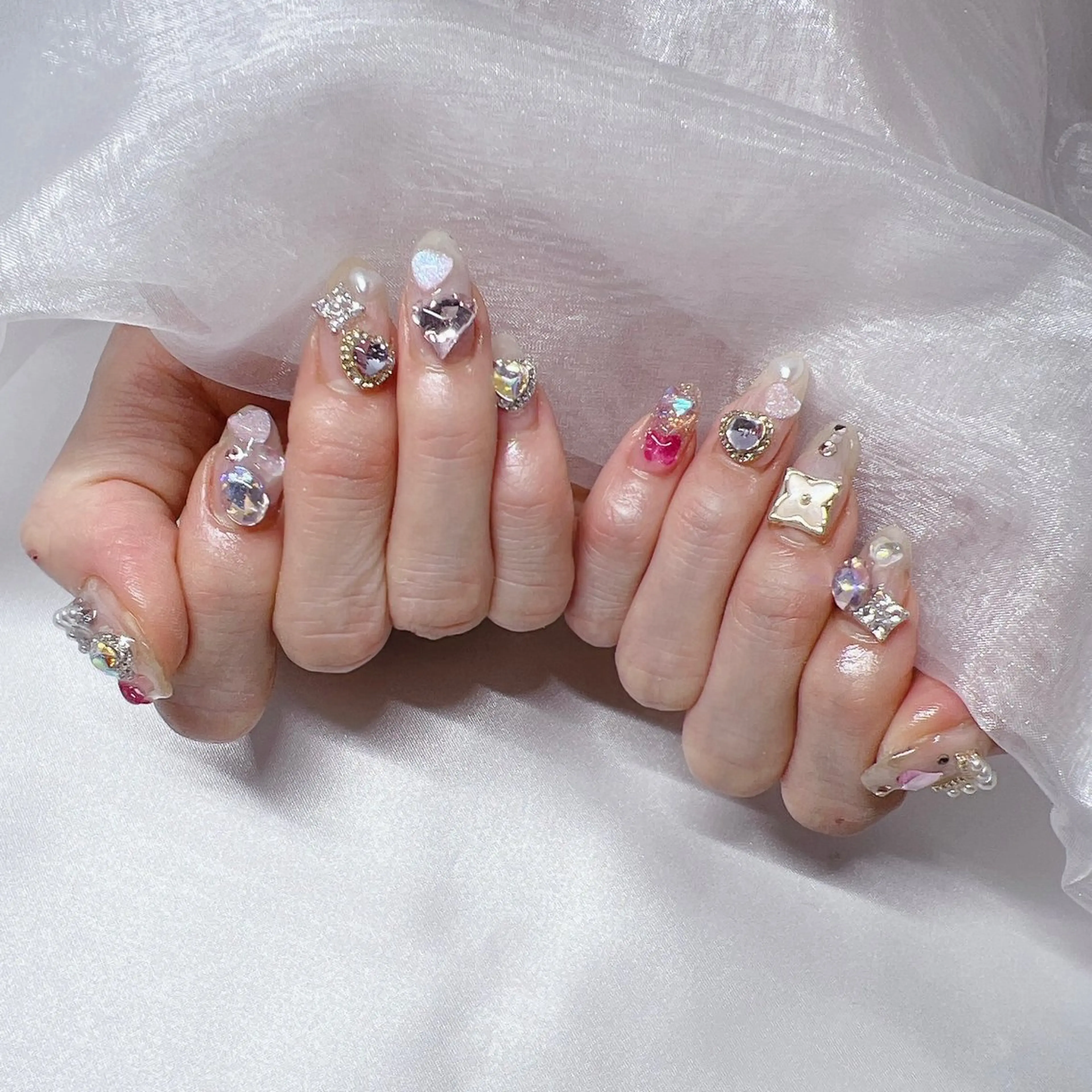 ネイル ジェルネイル 韓国ネイル マグネットネイル 持ち込み ニュアンスネイル nail salon Rewardのネイルデザイン