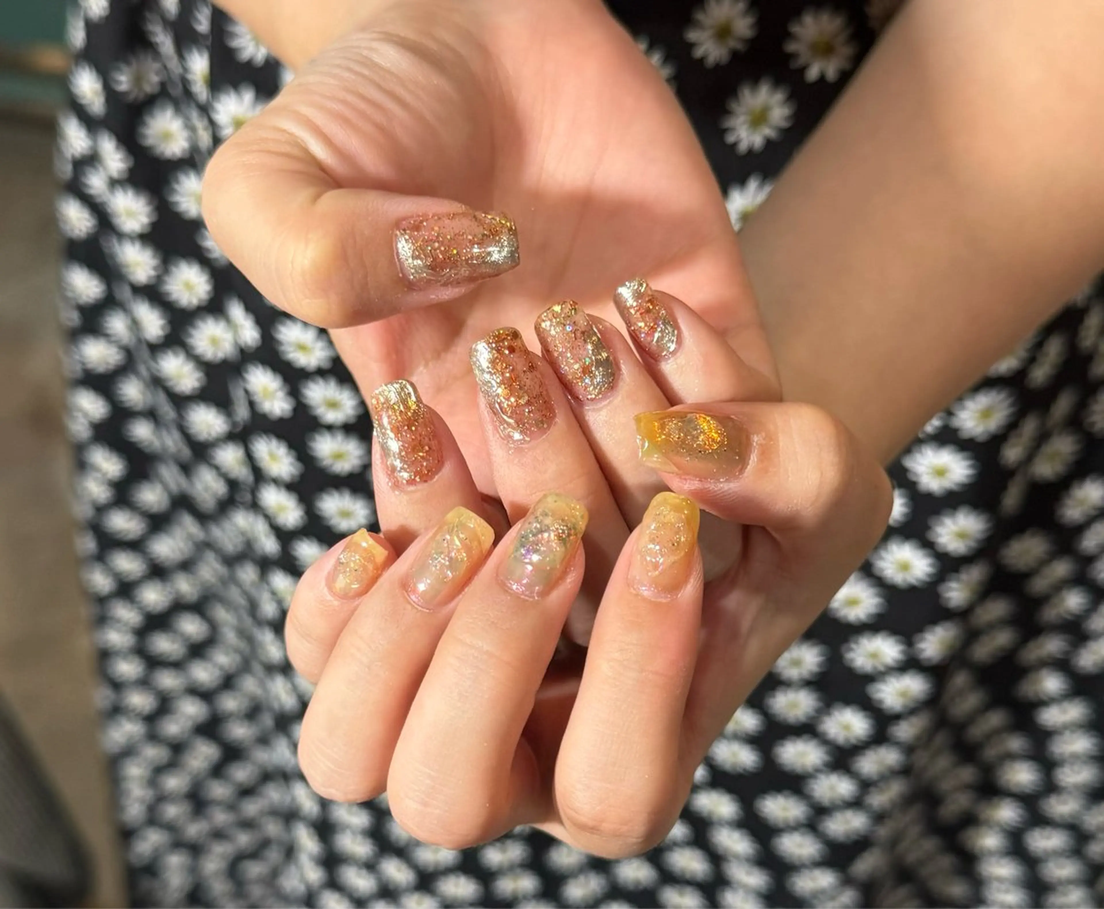 ネイル ニュアンスネイル Mahiru ➰🎀🤍のネイルデザイン