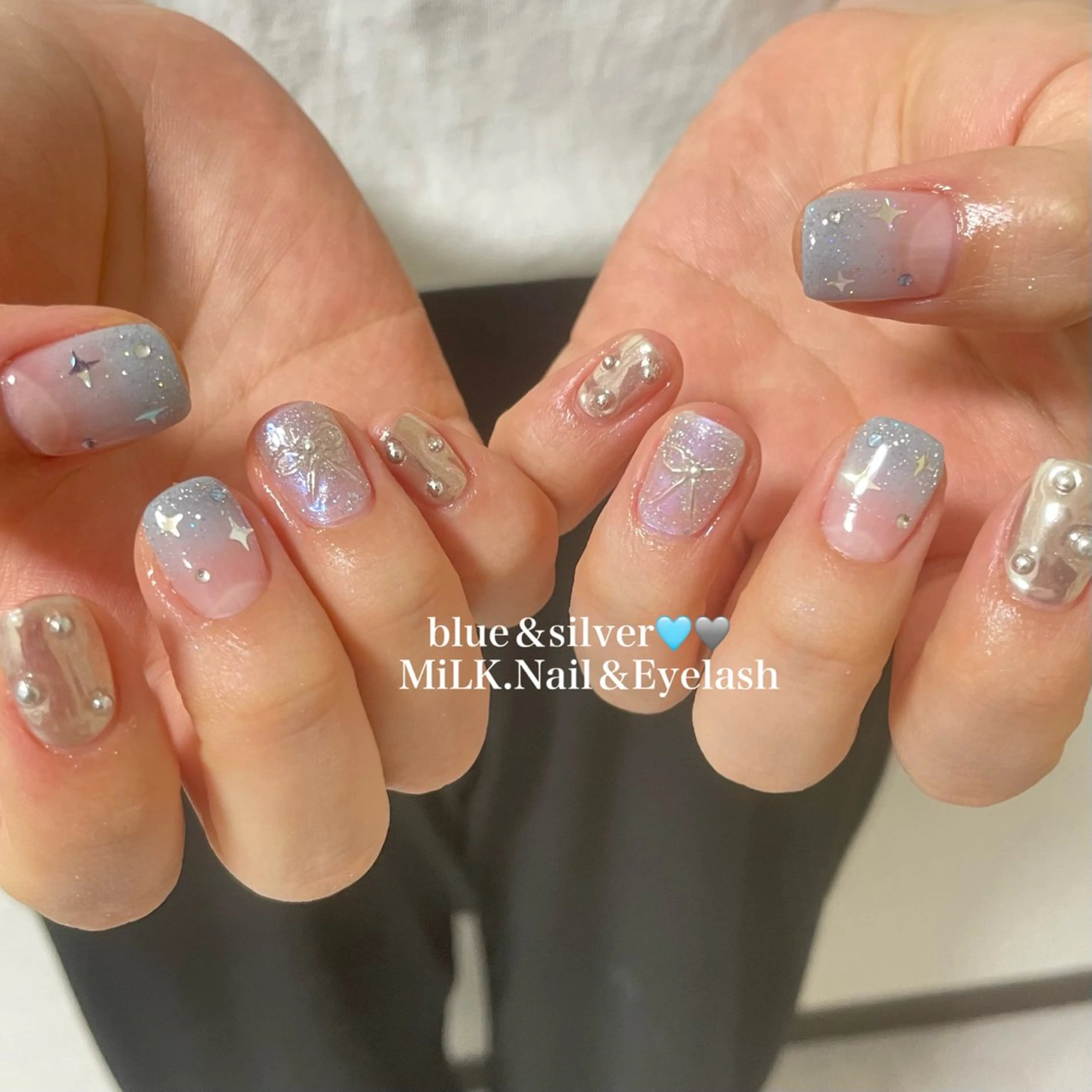 キッズ ネイル ゴールド ハンドネイル MiLK. wakaのマツエク・マツパデザイン