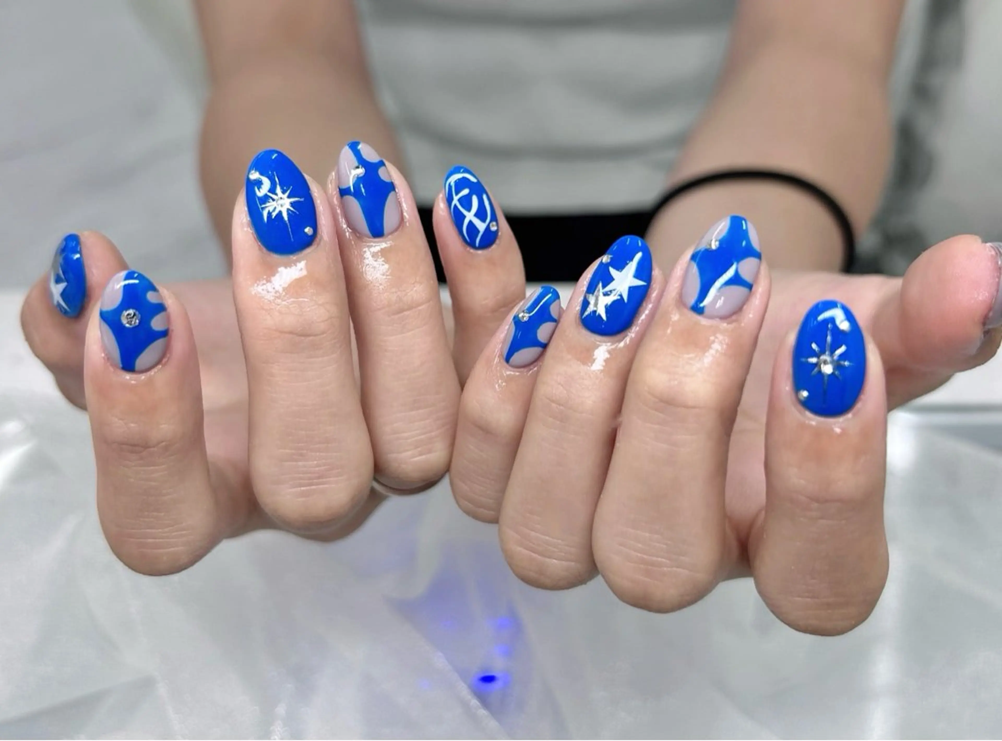 ネイル 持ち込み 加藤 楓子のネイルデザイン