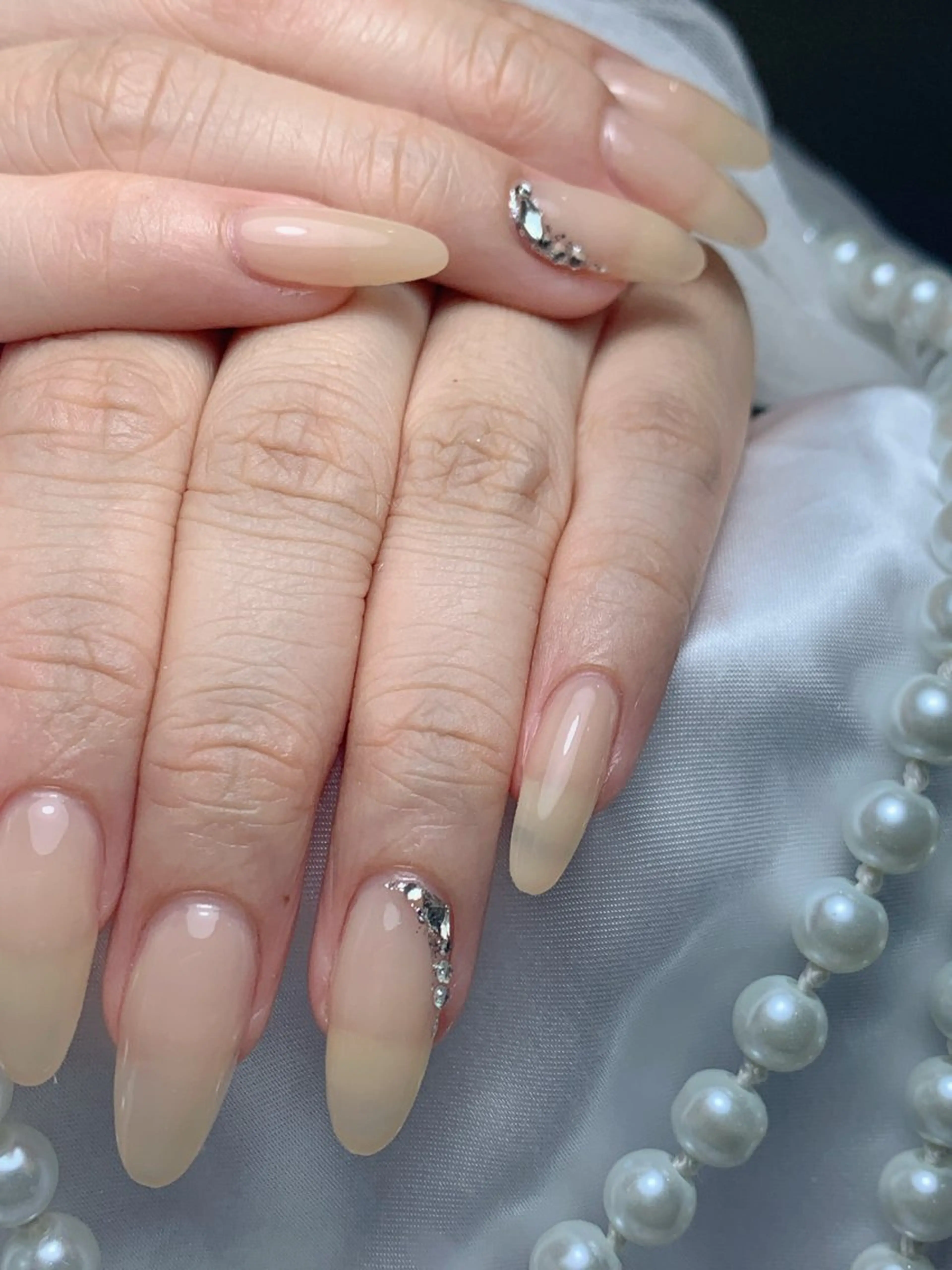 ネイル アートネイル フラッシュネイル フレンチネイル ガラスフレンチ グラデーション ハンドネイル M2 BEAUTY アユミのネイルデザイン