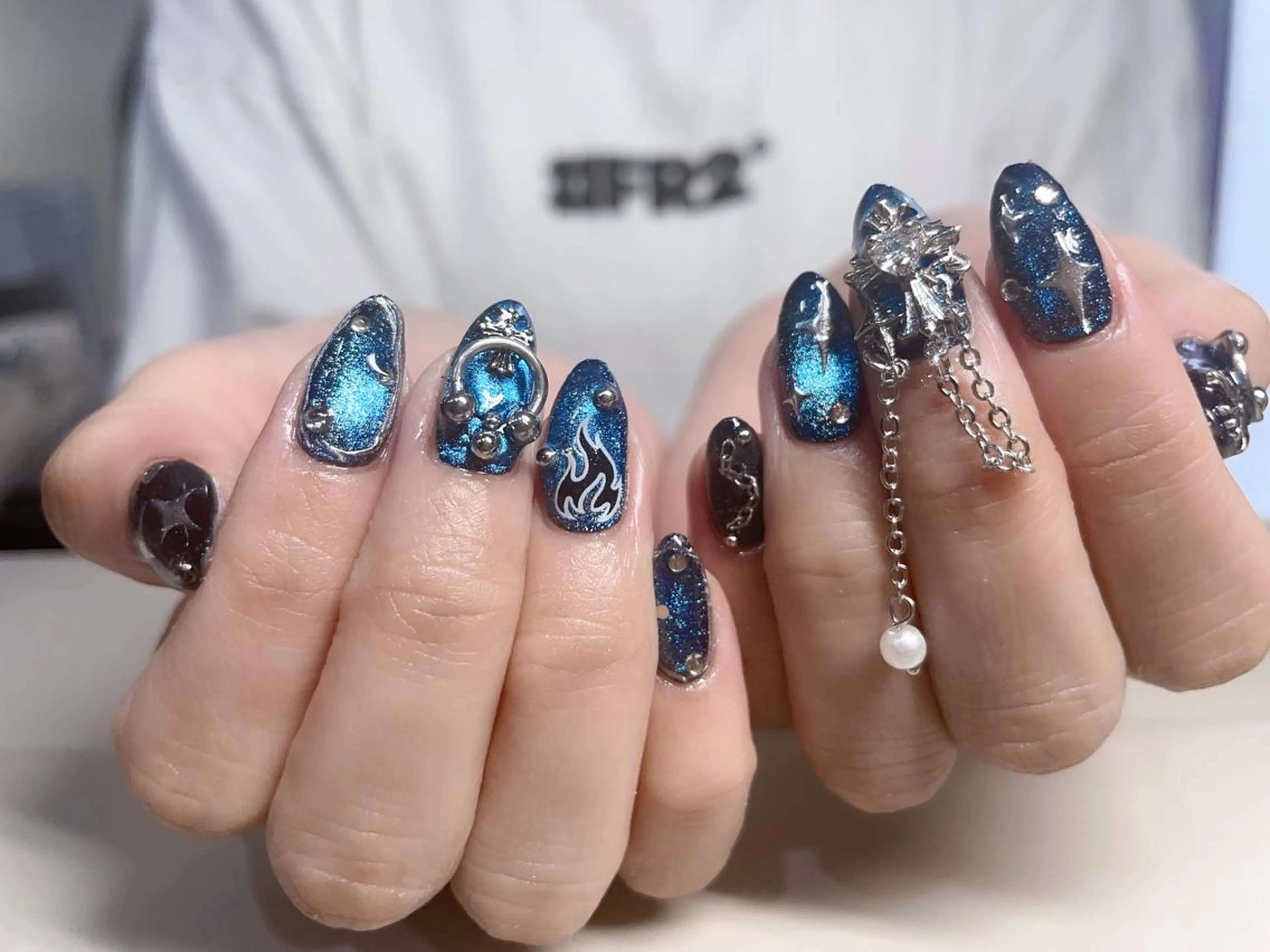 ネイル 神田 ココナッツのネイルデザイン