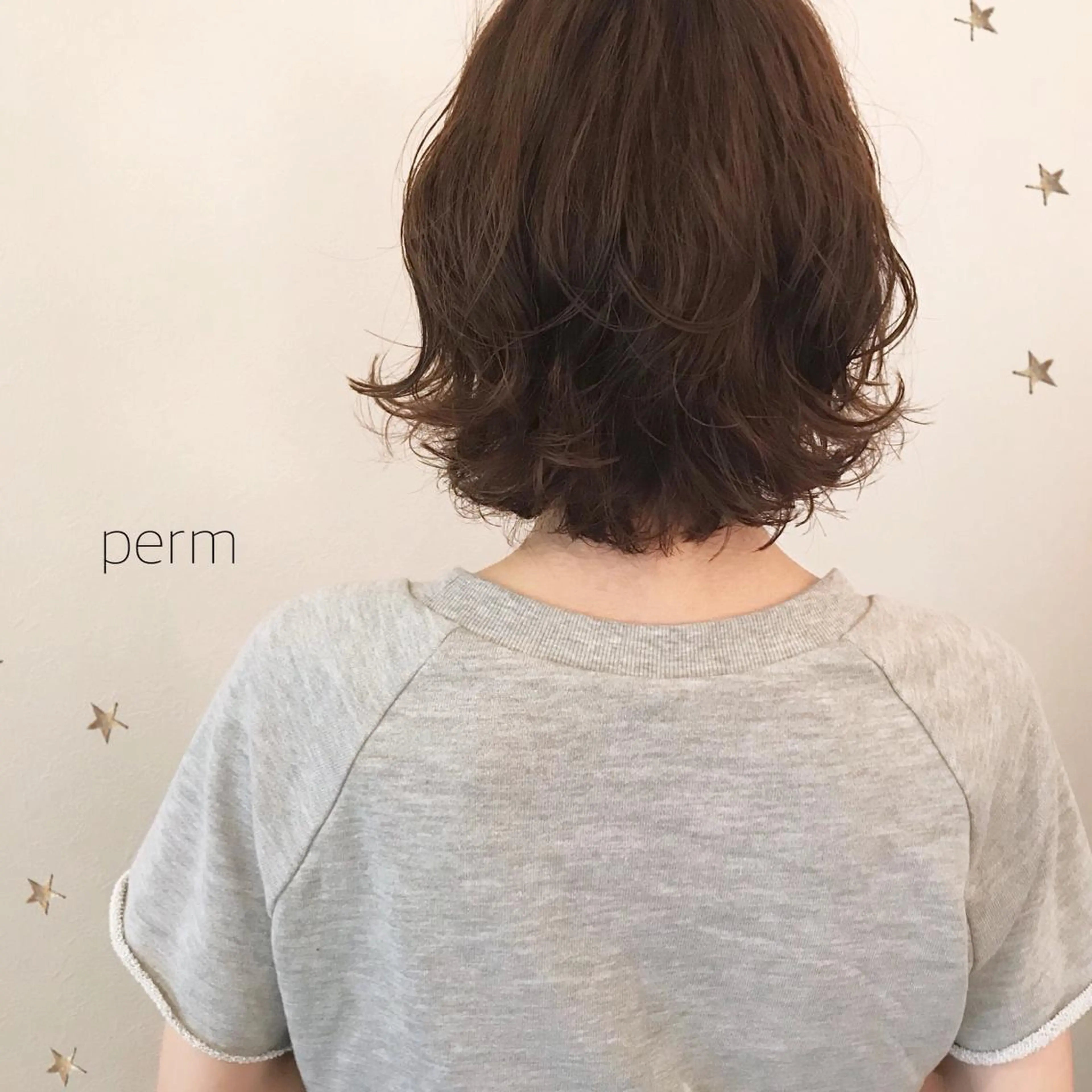 ミディアム パーマ 市川 千夏のヘアスタイル