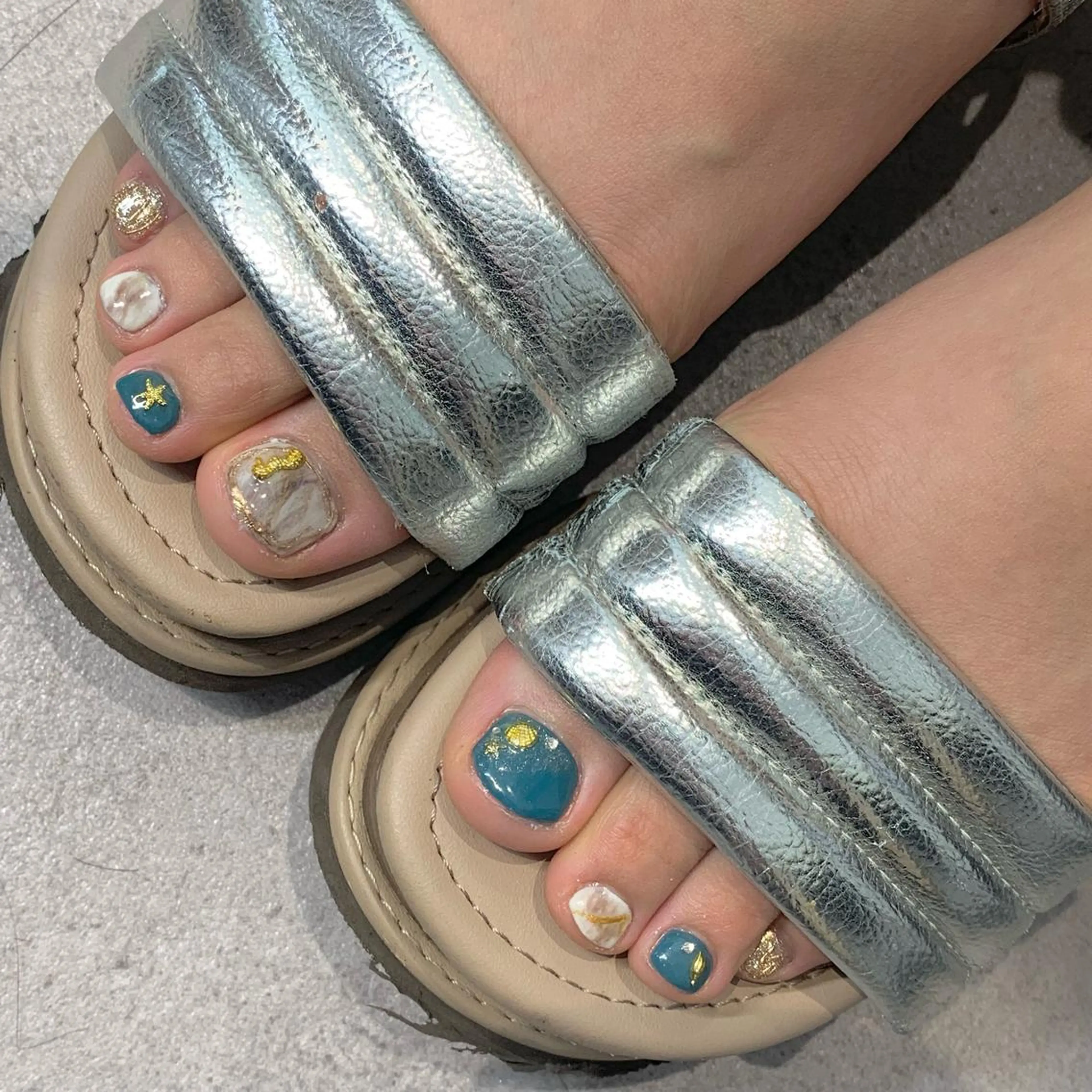 ネイル マキノ ユイのネイルデザイン