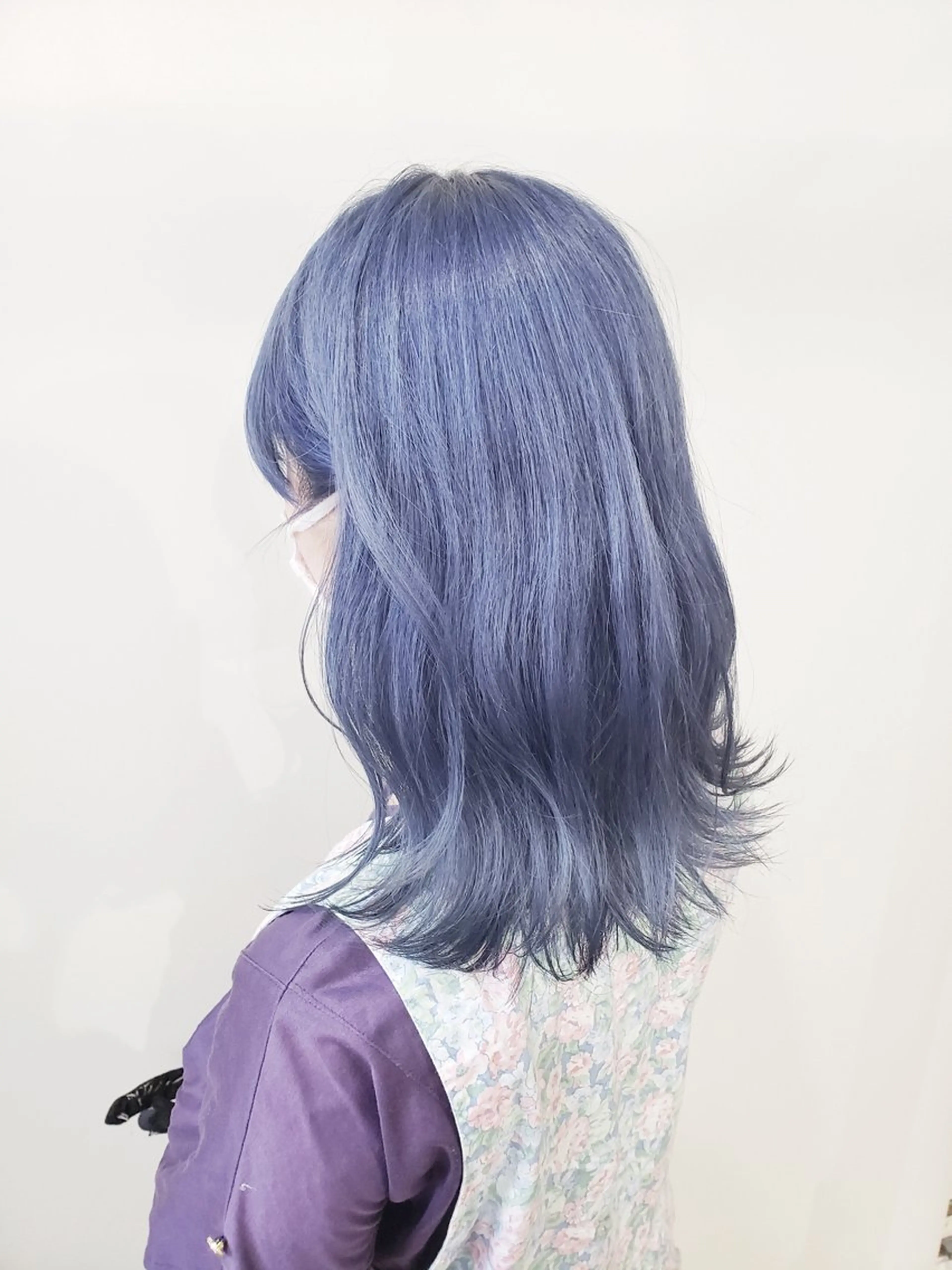 ミディアム ヘアカラー デザインカラー 小西勇次のヘアスタイル