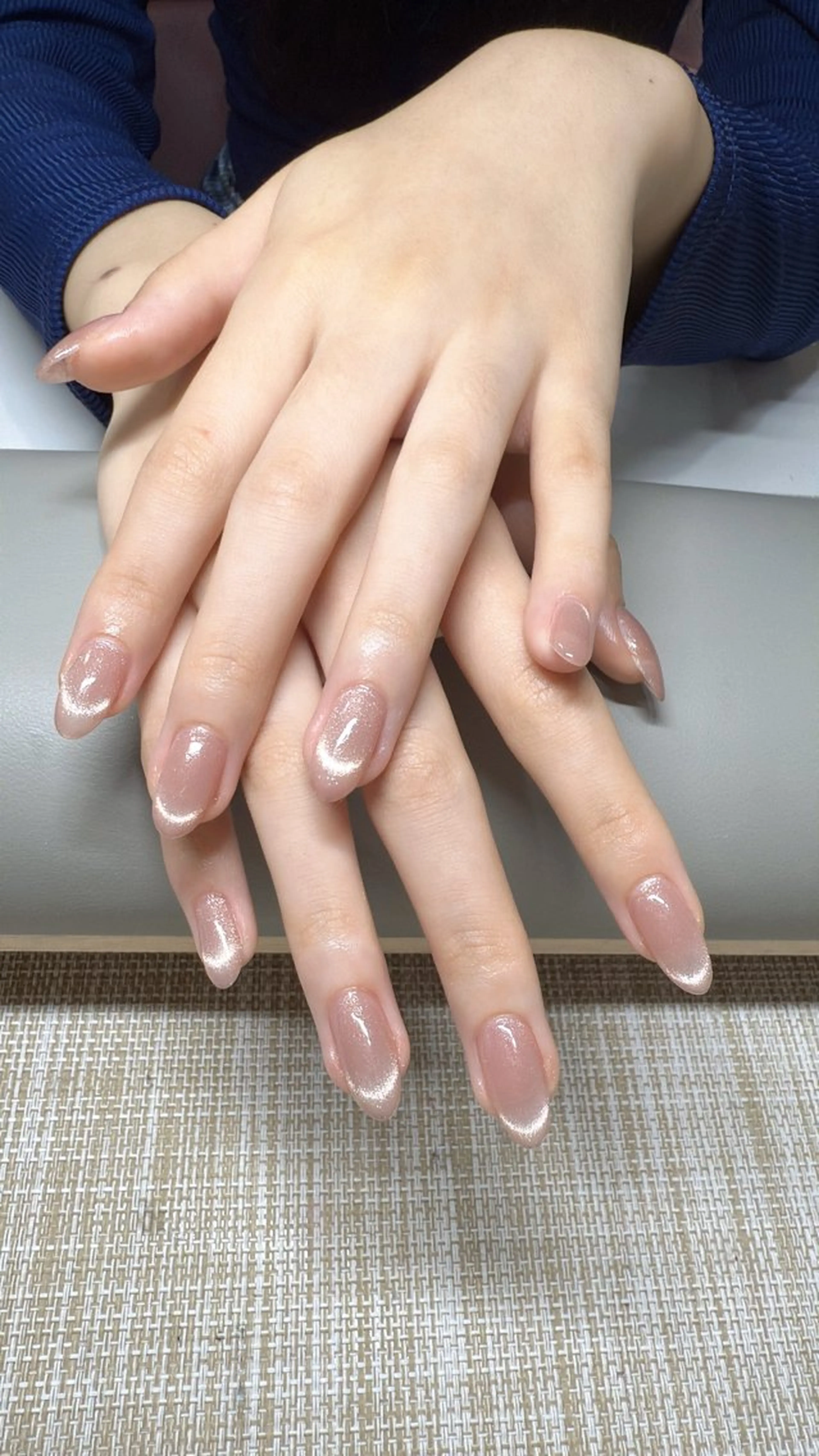 ネイル アートネイル オーロラネイル チークネイル フレンチネイル ガラスフレンチ ハンドネイル 🎀YooLi Nail salonのネイルデザイン