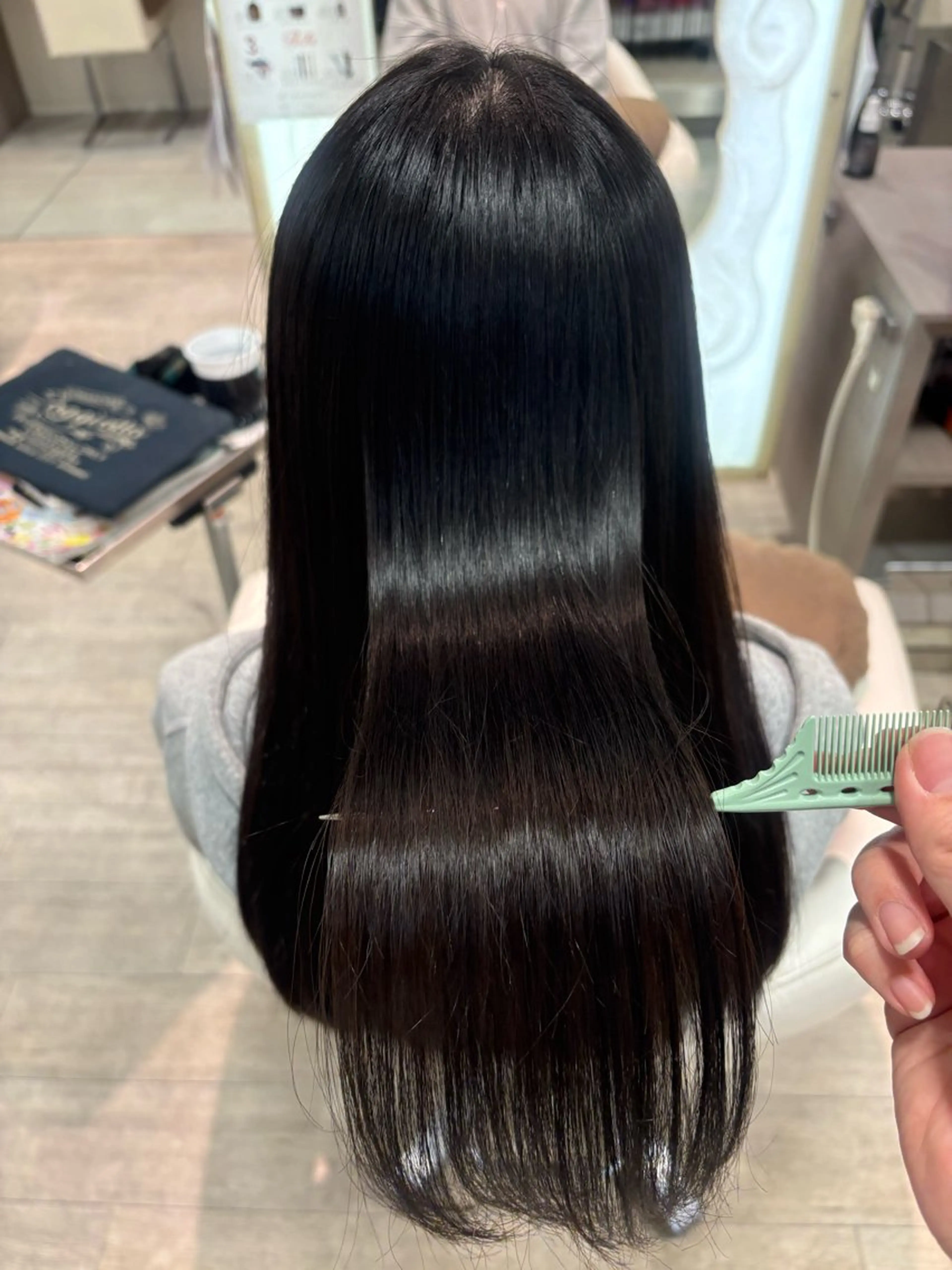 ロング カット 縮毛矯正 レイヤー/ブリ ーチ/ 岡本美優のヘアスタイル