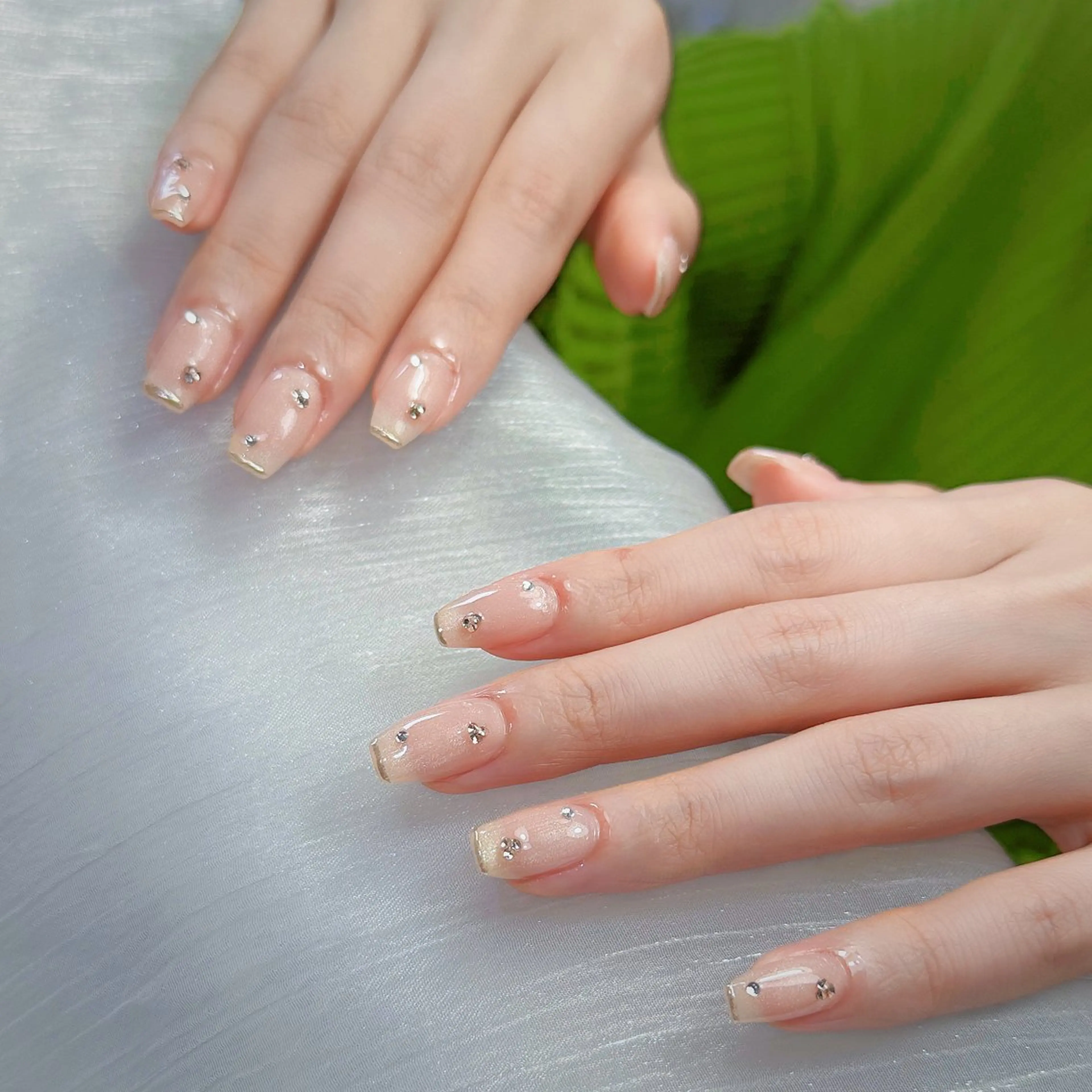 ネイル キラキラネイル マグネットネイル ぷっくりネイル 春ネイル ワンホンネイル ハンドネイル Candy Nailのネイルデザイン