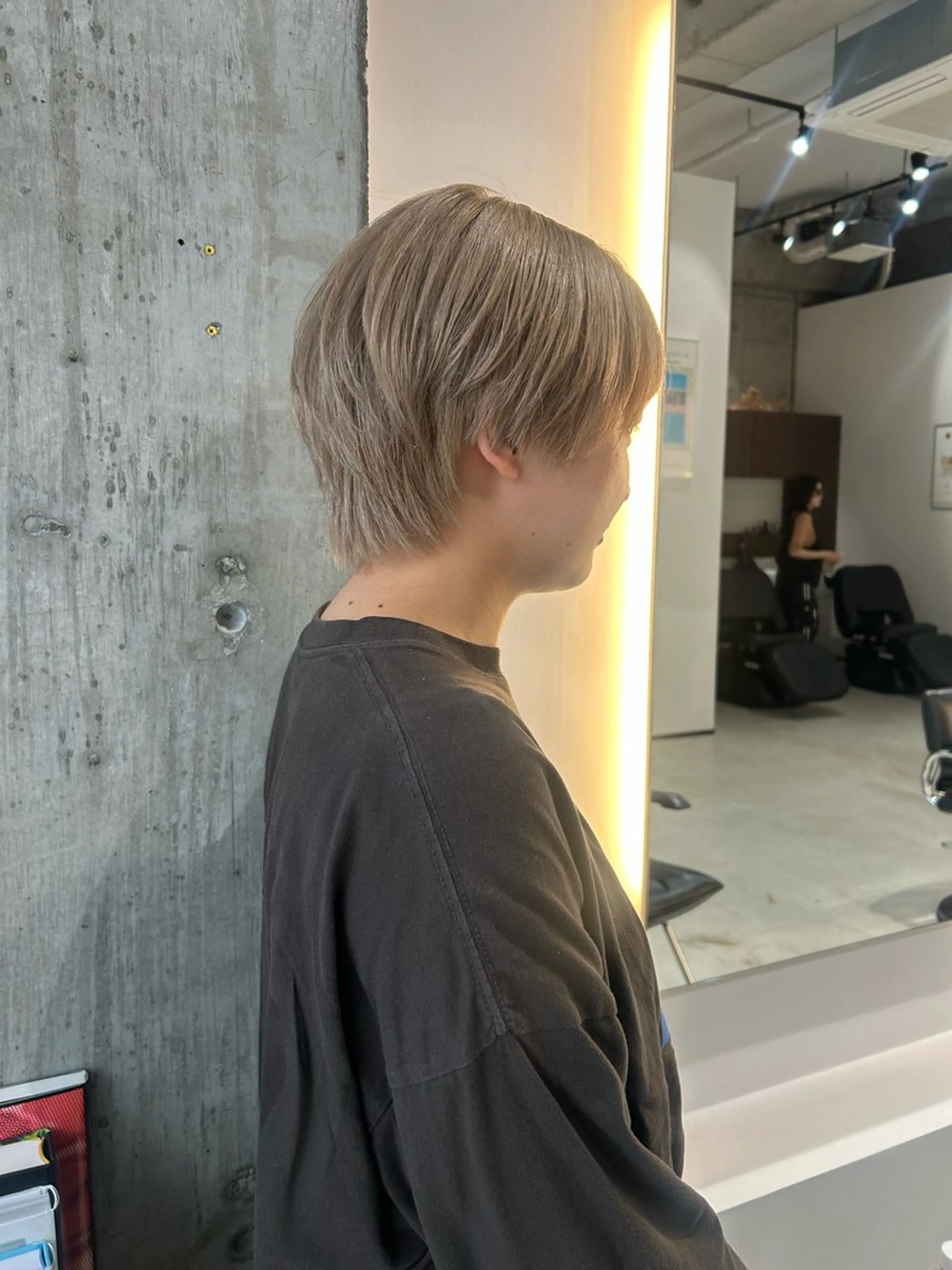 ショート カラー カット ヘアカラー 鈴木 よつはのヘアスタイル