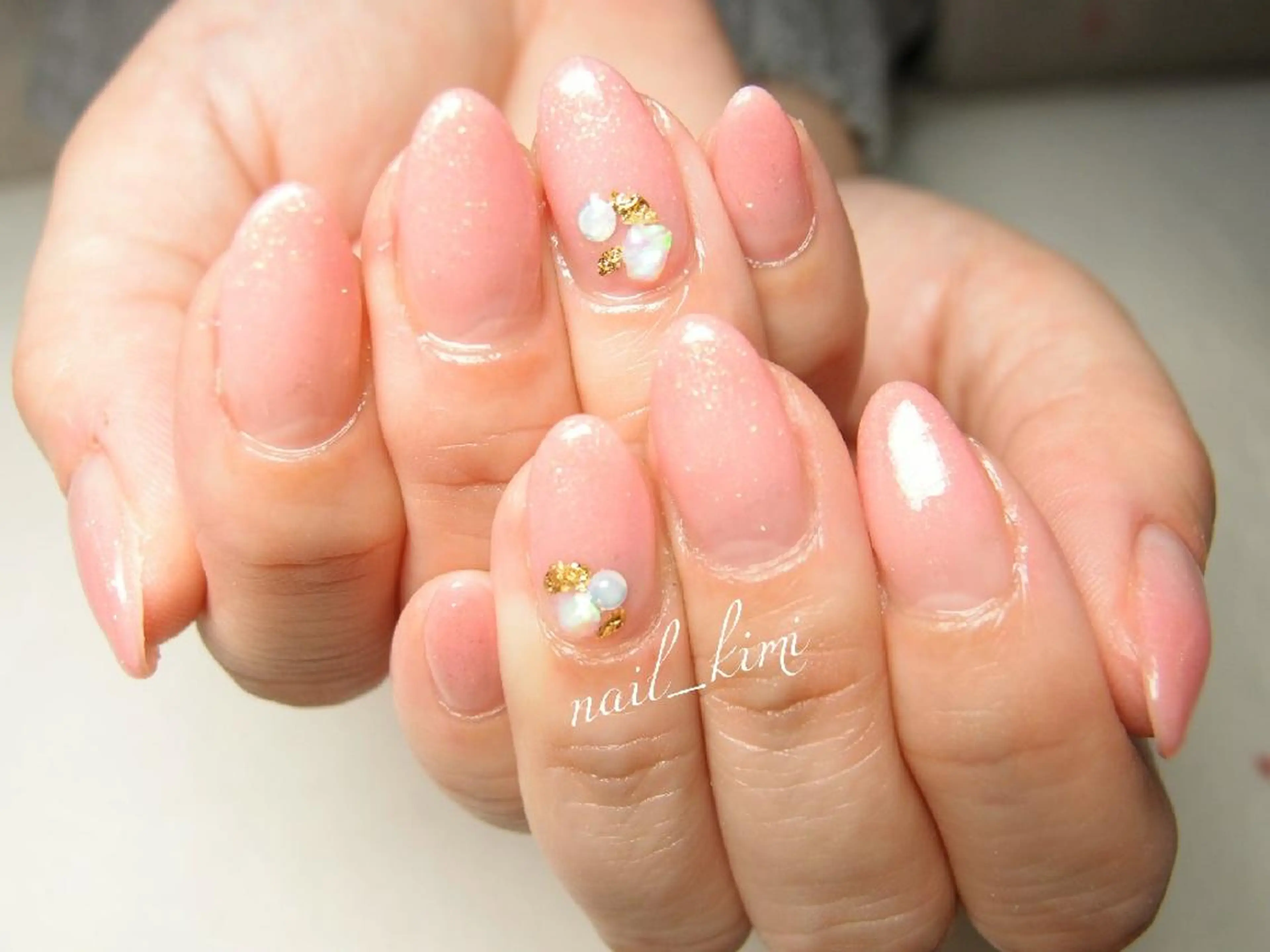 ネイル グラデーション ストーンネイル ETHOSENSE. kimikaのネイルデザイン