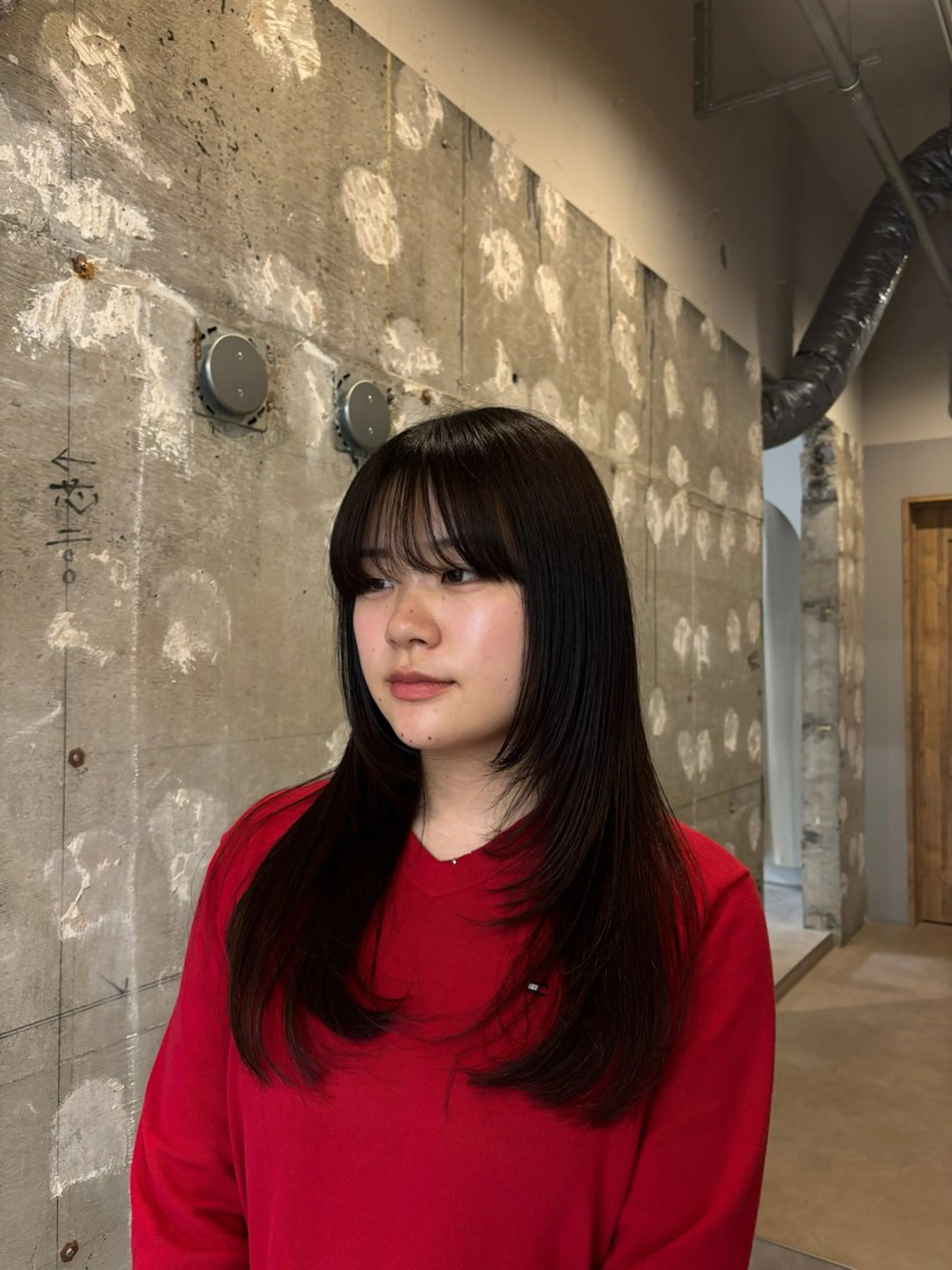 ロング レイヤーカット サアヤ/ SYS by fitのヘアスタイル