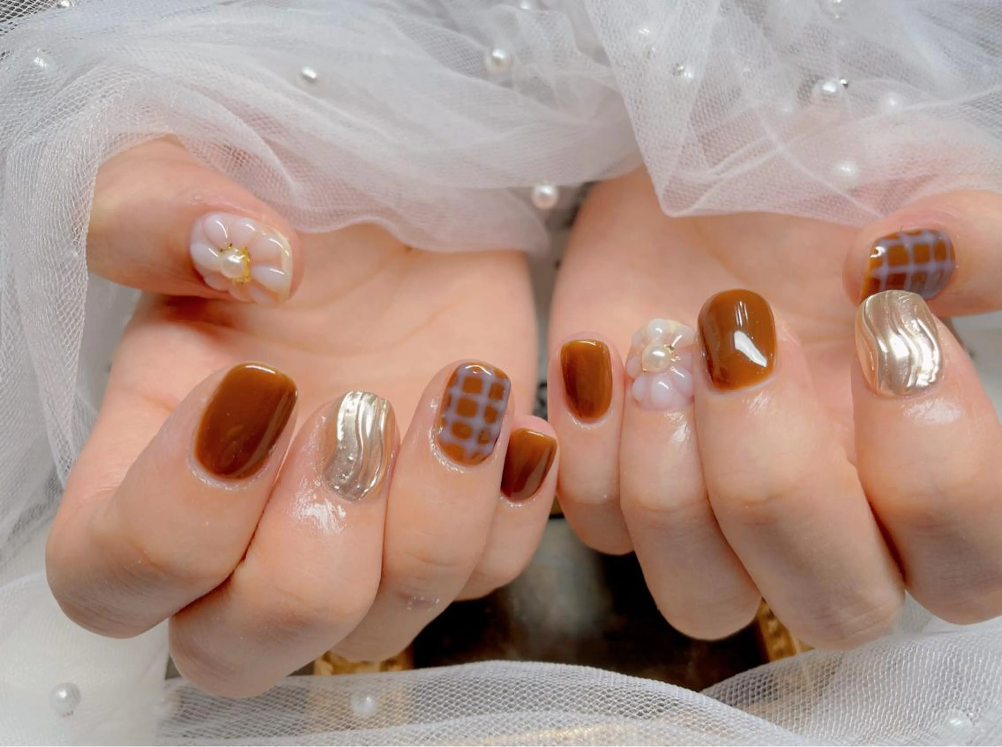 ネイル ハンドネイル マジック ミラーのネイルデザイン