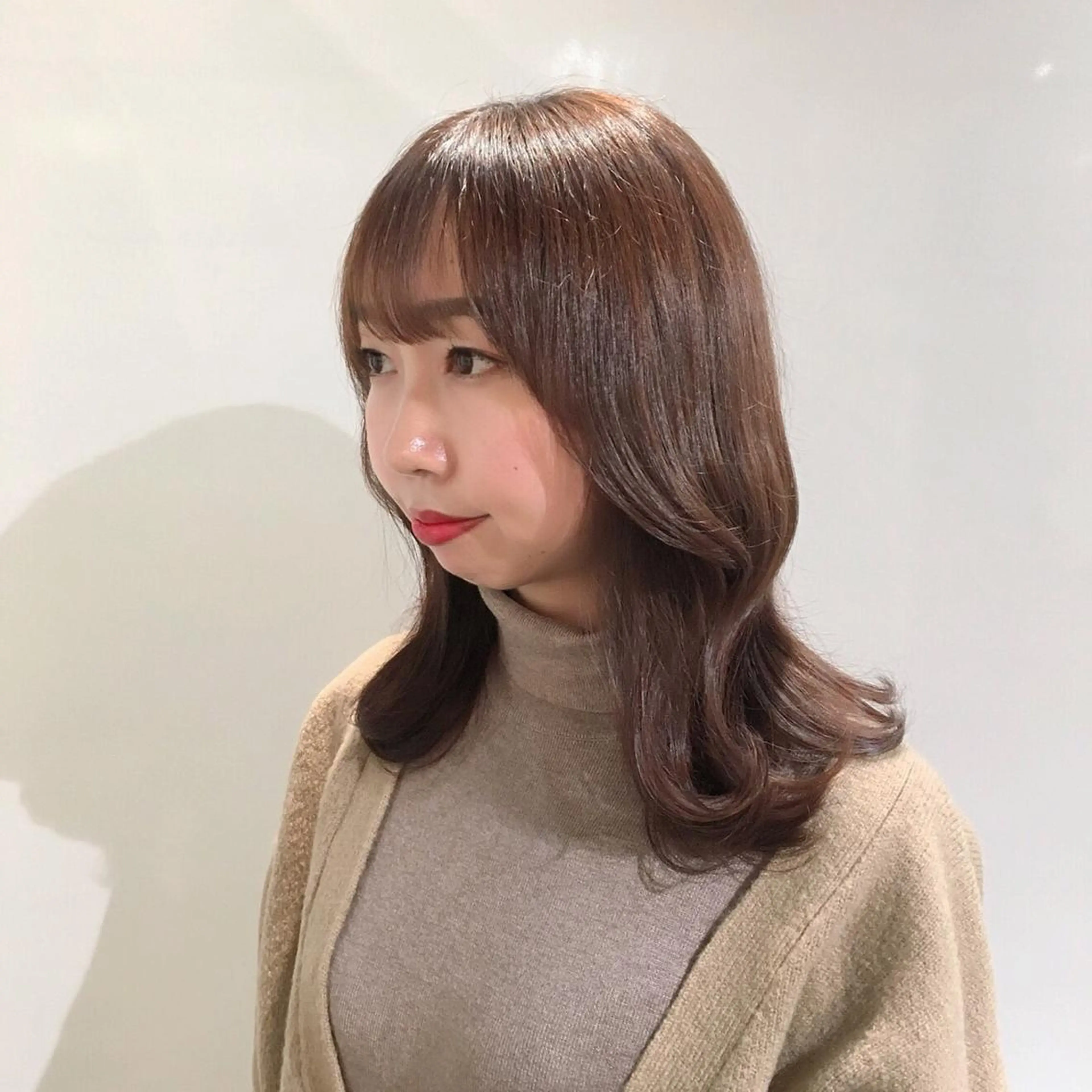 ミディアム カラー ヘアアレンジ 柔らか垢抜けｶﾗｰと ｶｯﾄ🫧ASUKAのヘアスタイル