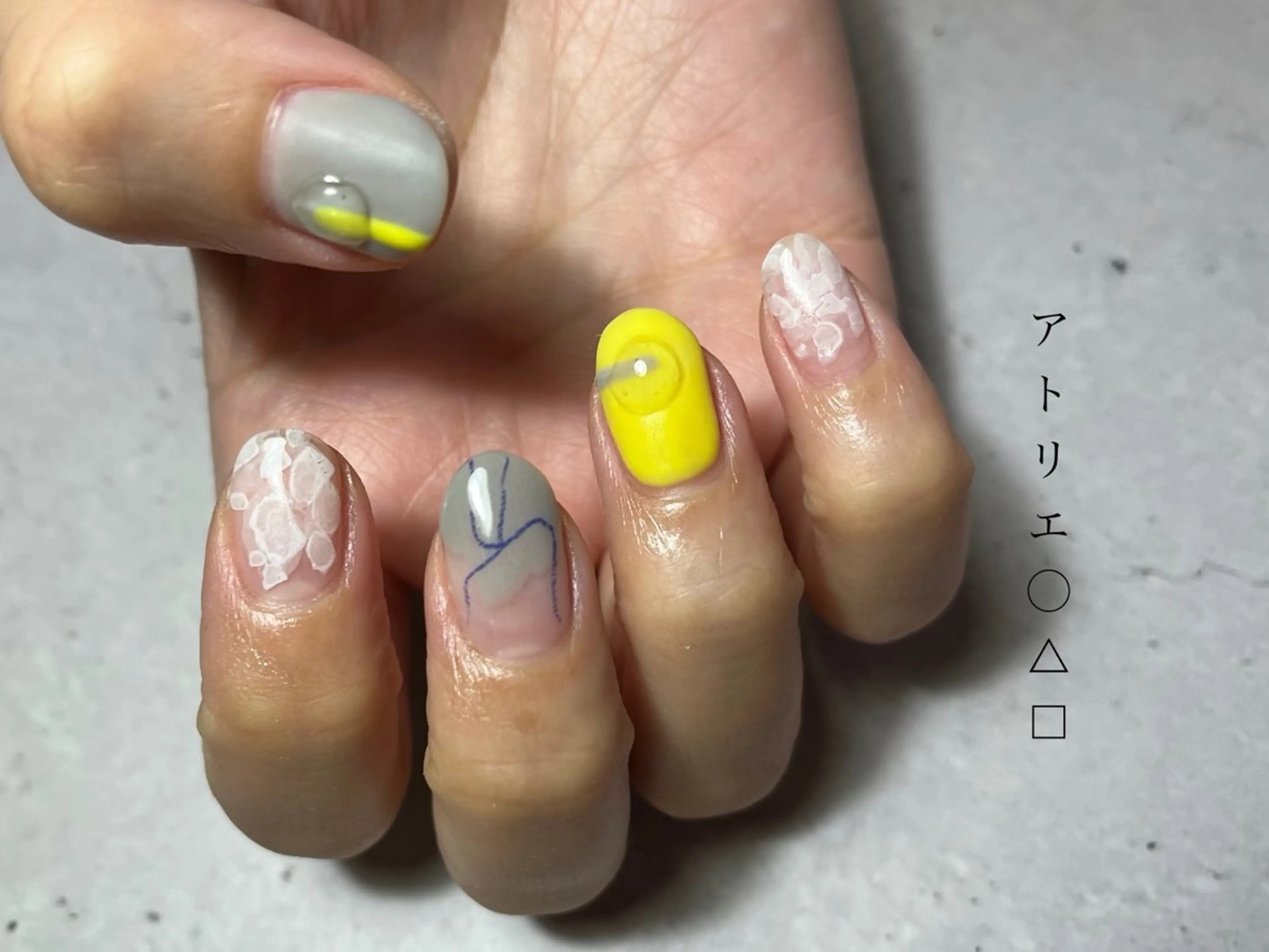 ネイル ハンドネイル アトリエ ○△□のネイルデザイン