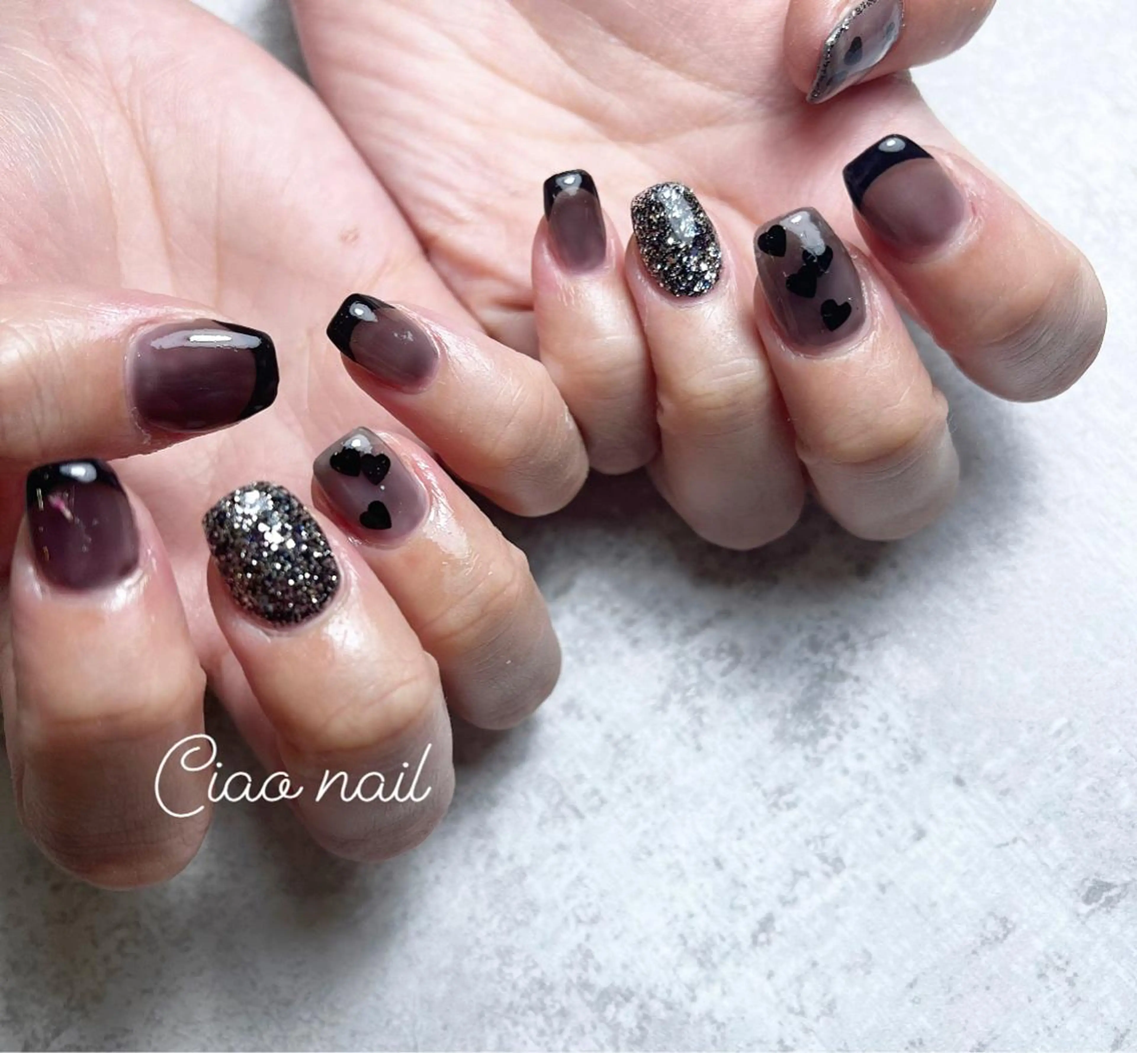 ネイル フレンチネイル ハート #Amin nail salonのネイルデザイン