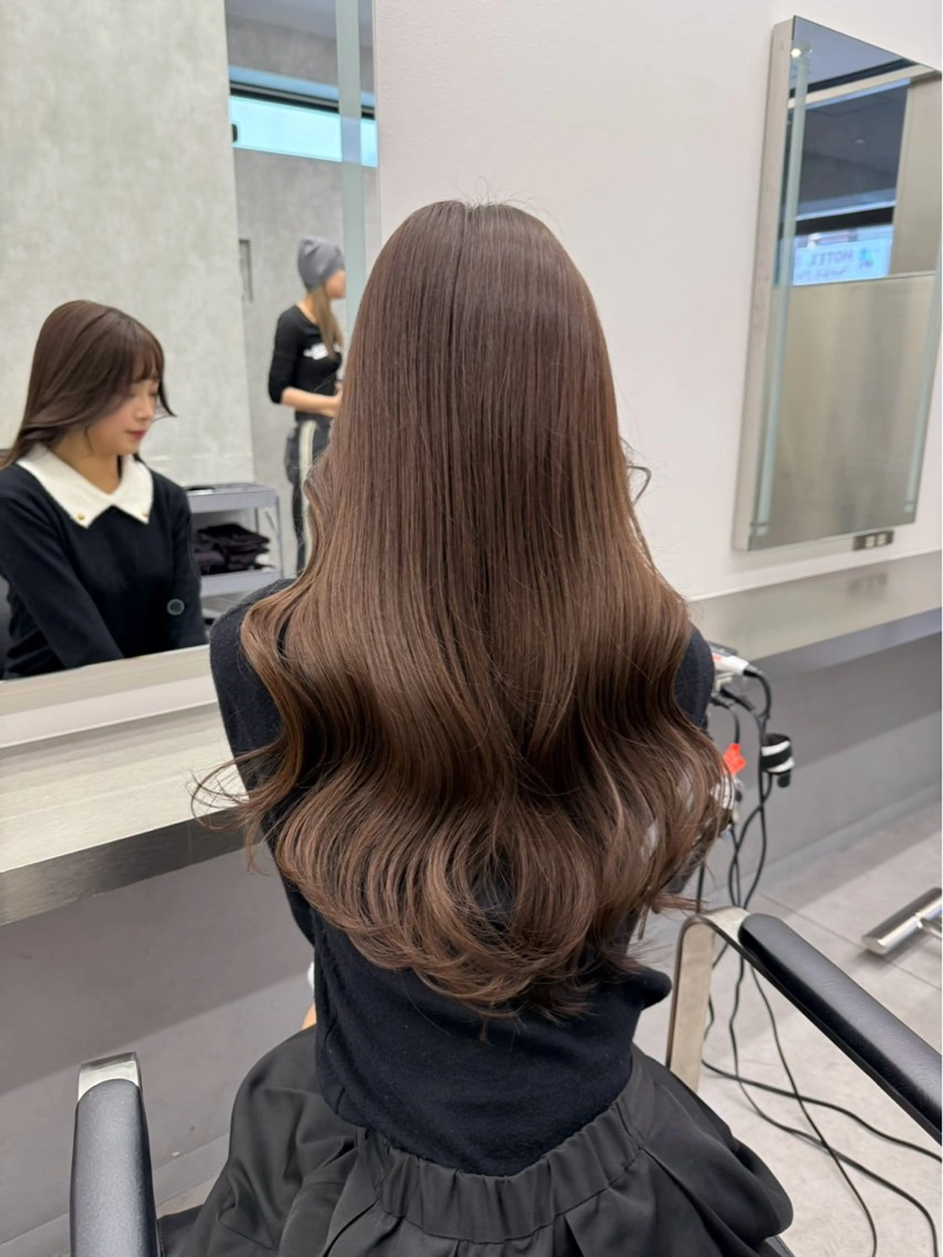 ロング カラー ヘアアレンジ 大崎 優菜のその他イメージ