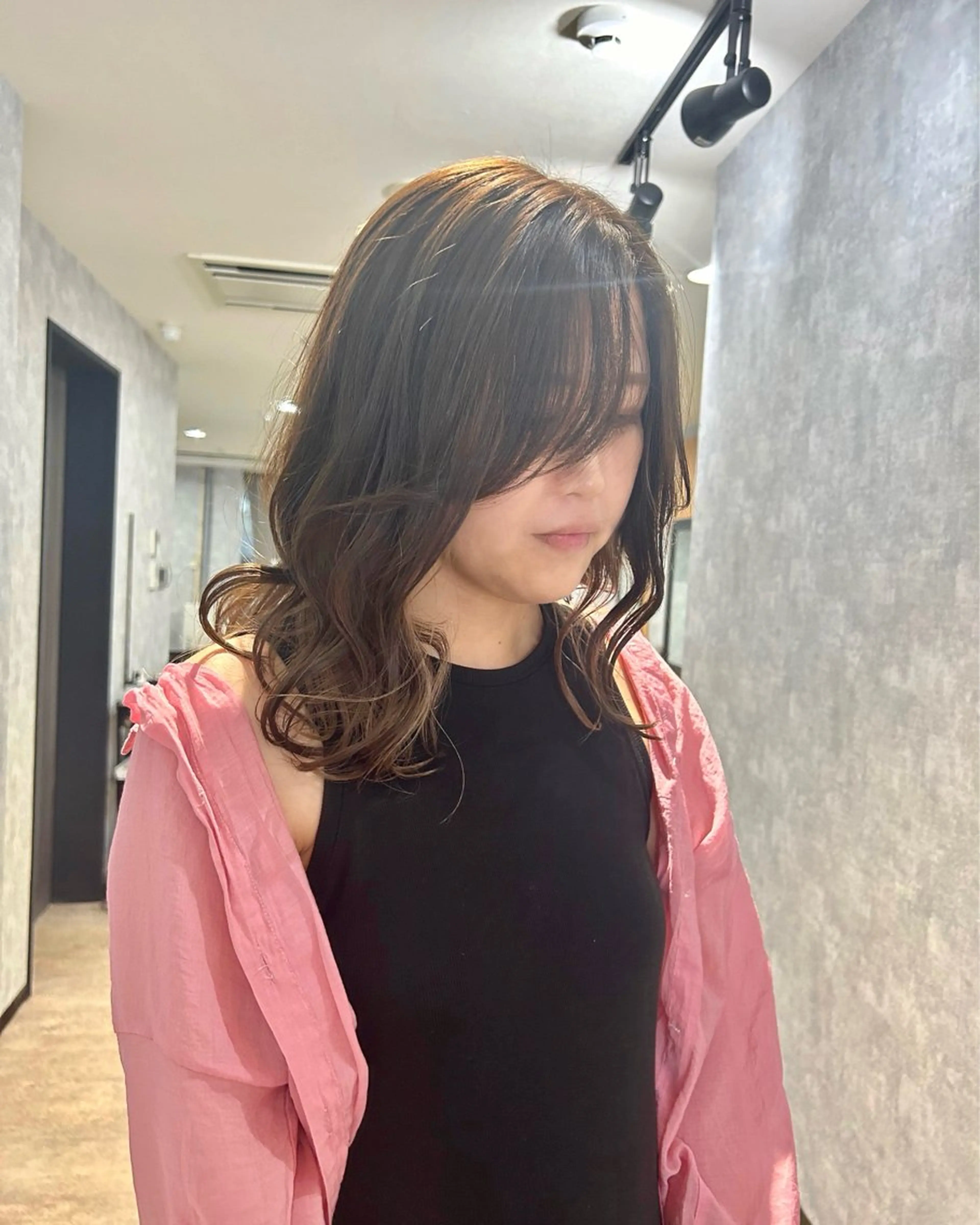 ロング レイヤーカット/ カラー特化/YUTOのヘアスタイル