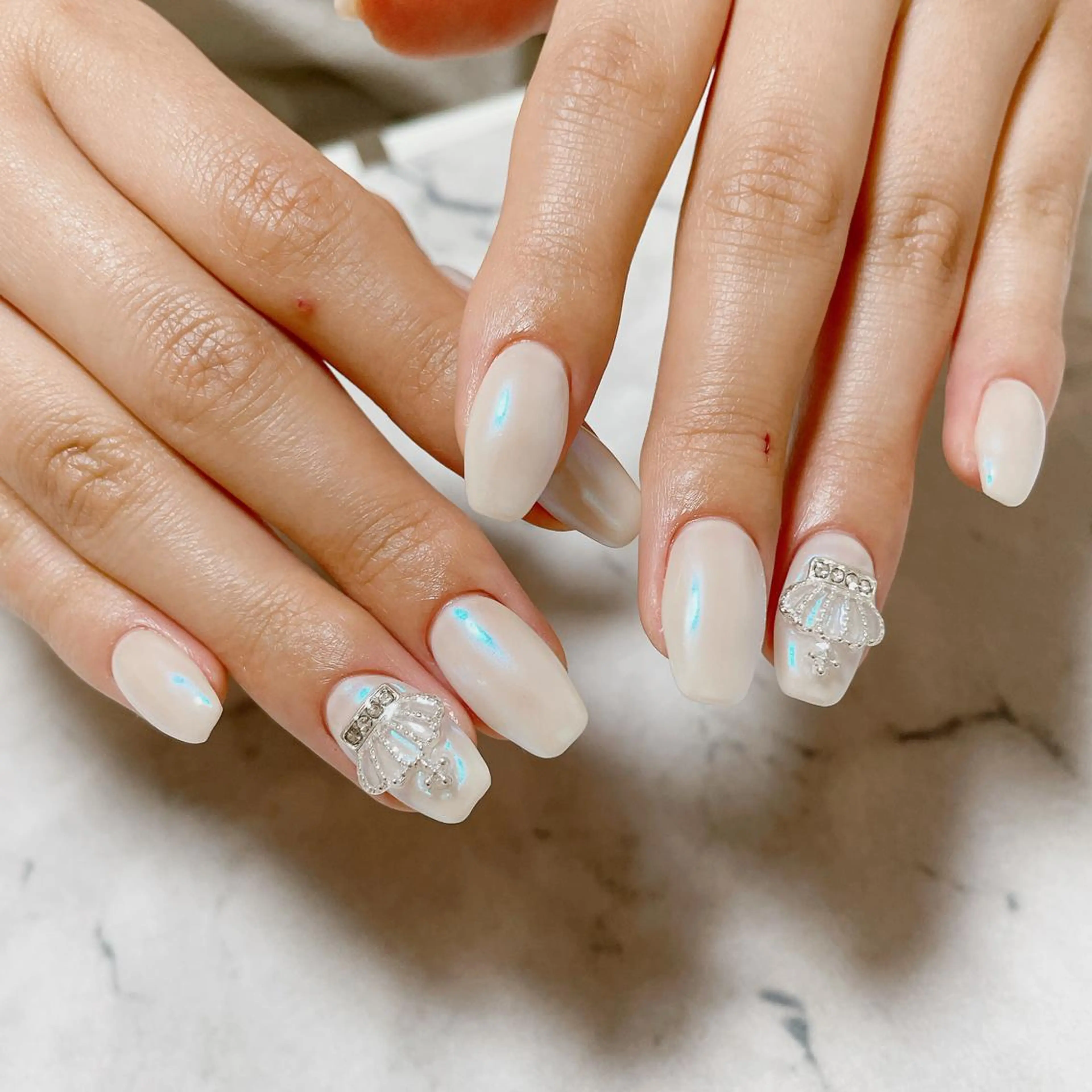 ネイル オーロラネイル ハンドネイル Jeremy ♡ HARUKAのネイルデザイン