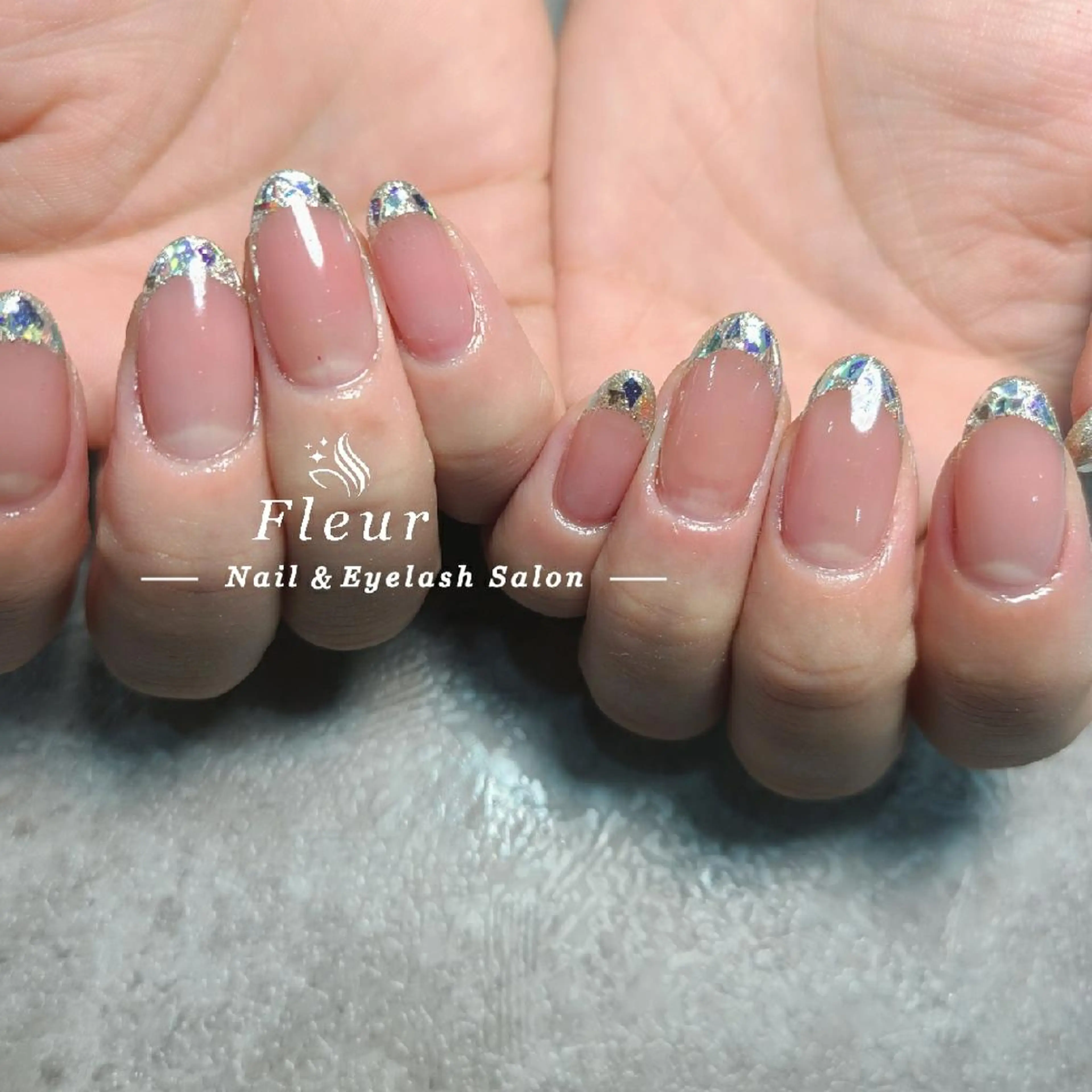 《ご新規様💅》💙ガラスフレンチ💙（オフ込み）の写真