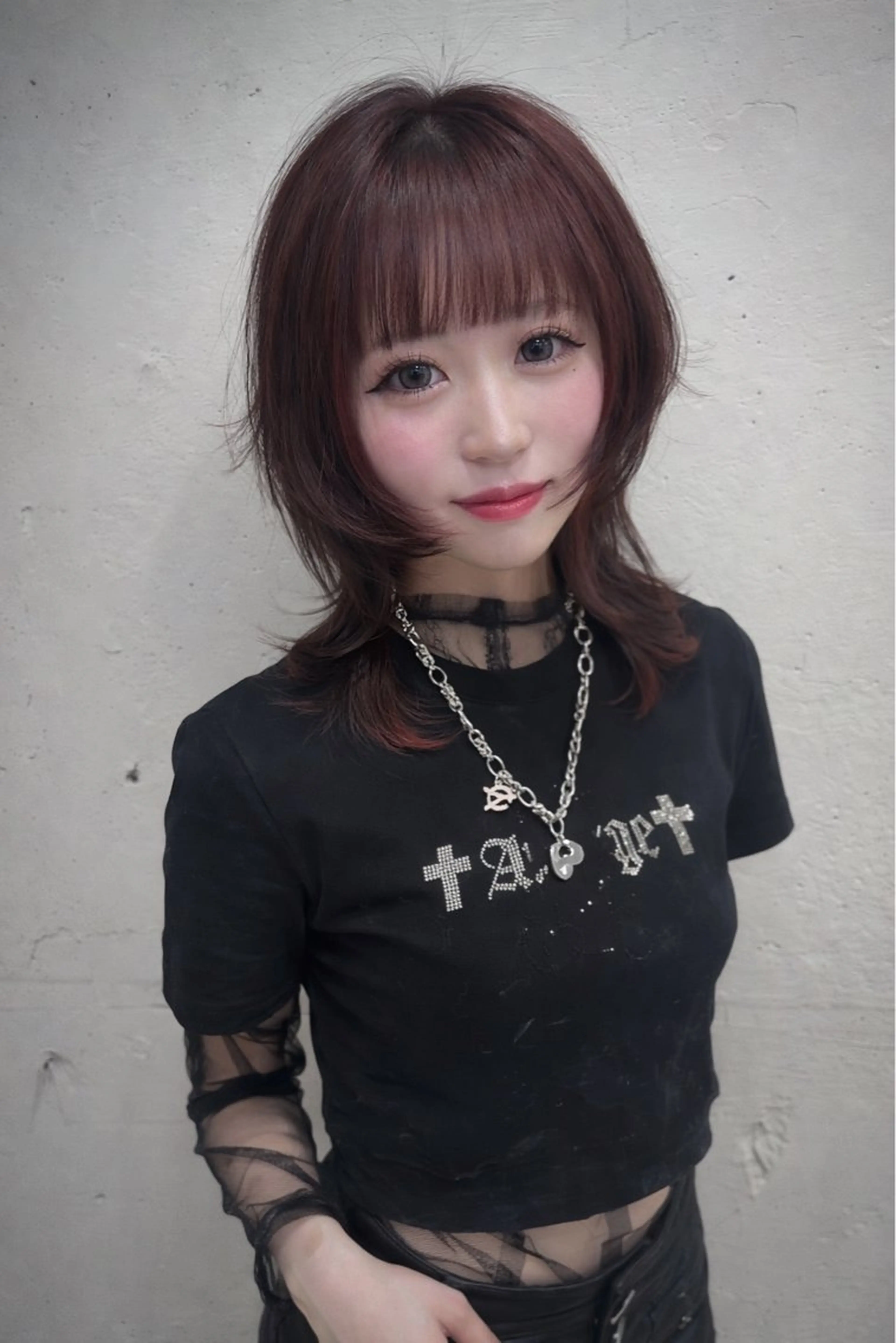 ミディアム カラー ヘアアレンジ ヘアカラー トリートメント ヘッドスパ ヘアセット 韓国レイヤーカット /韓国トレンドカラーのヘアスタイル