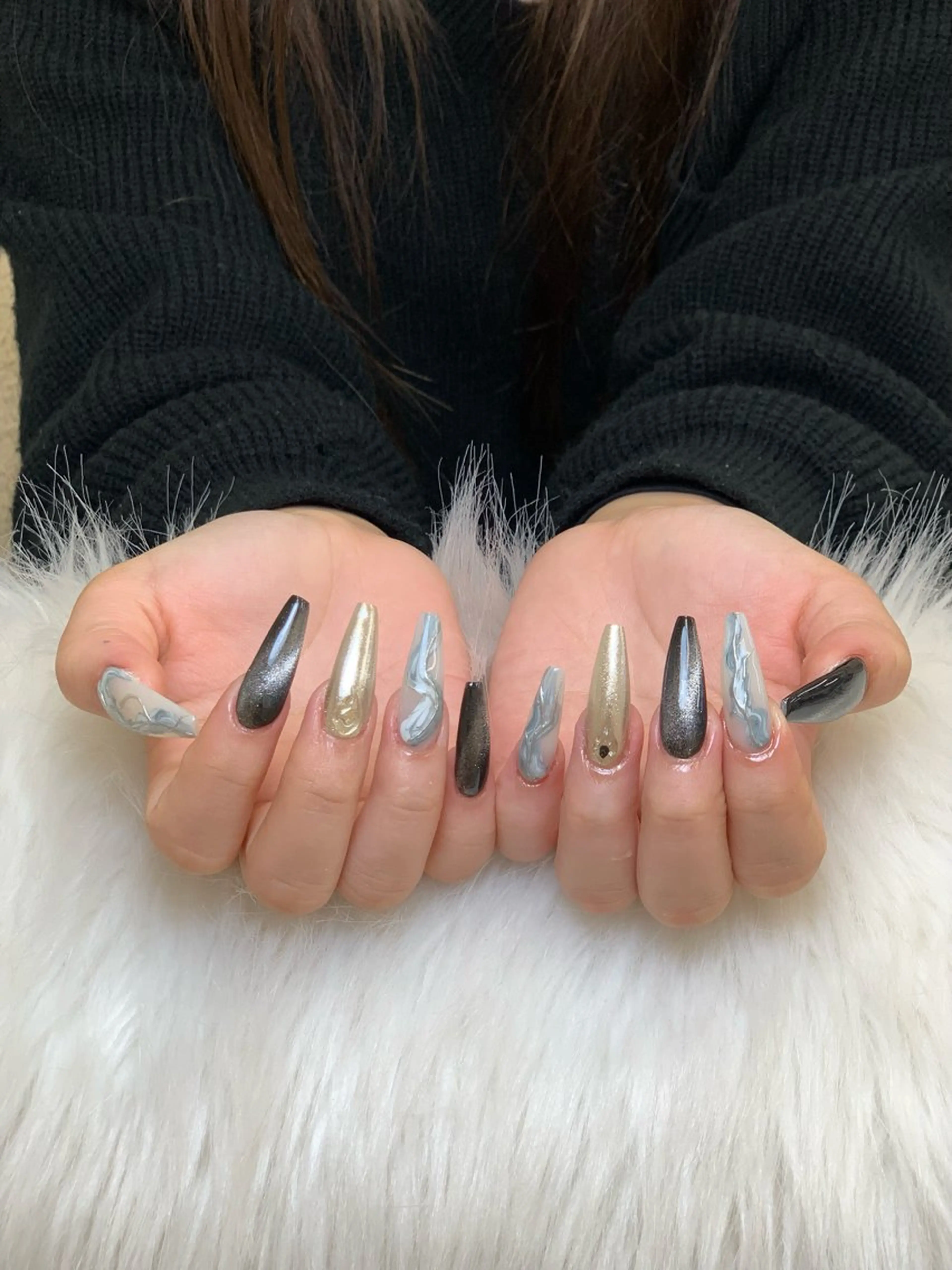 ネイル アートネイル オーロラネイル チークネイル 長さ出し フットネイル ハンドネイル Cloudy Chan 歌舞伎町のネイルデザイン