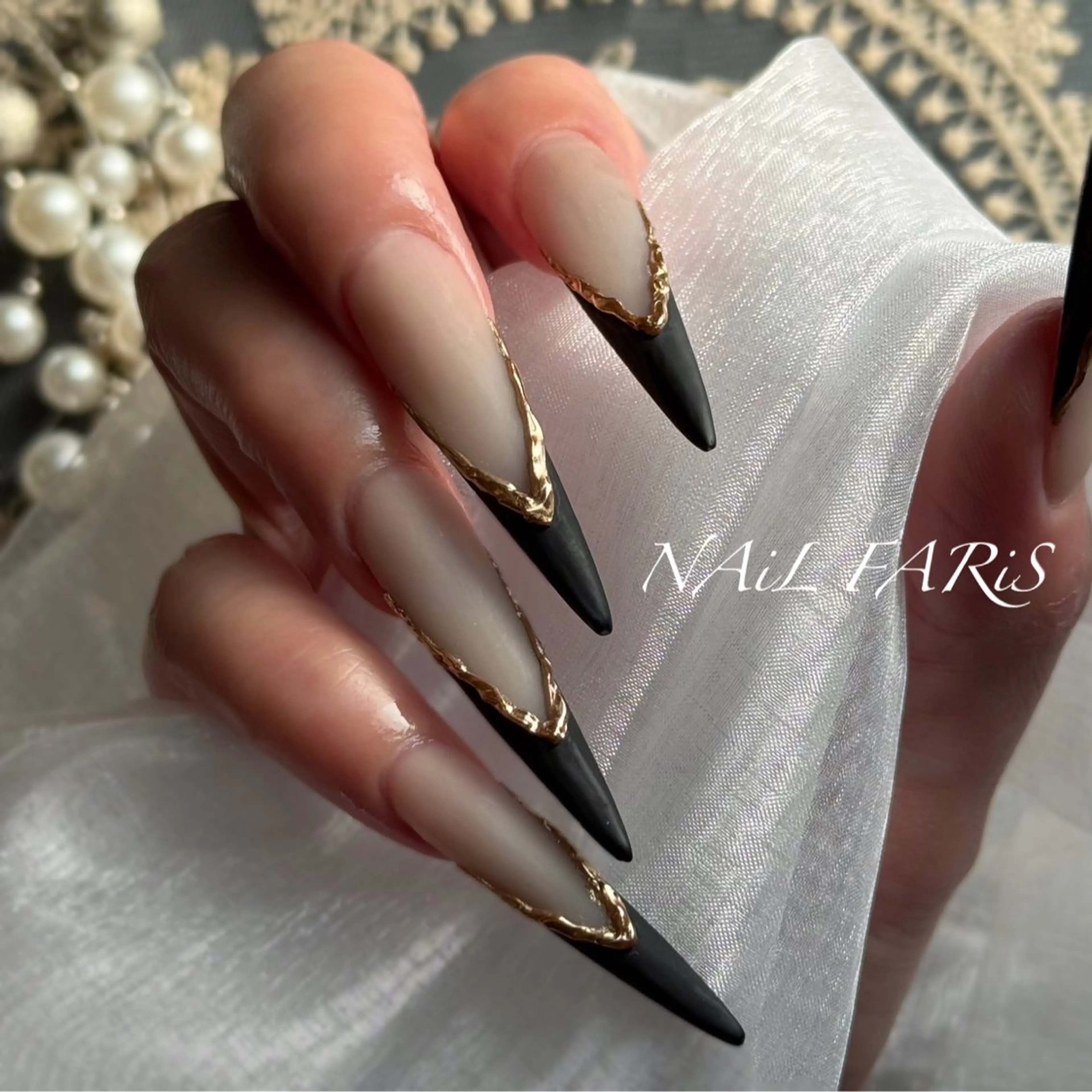 ネイル アートネイル ロングネイル ミラーネイル ハンドネイル NAiL FARiS Megのネイルデザイン
