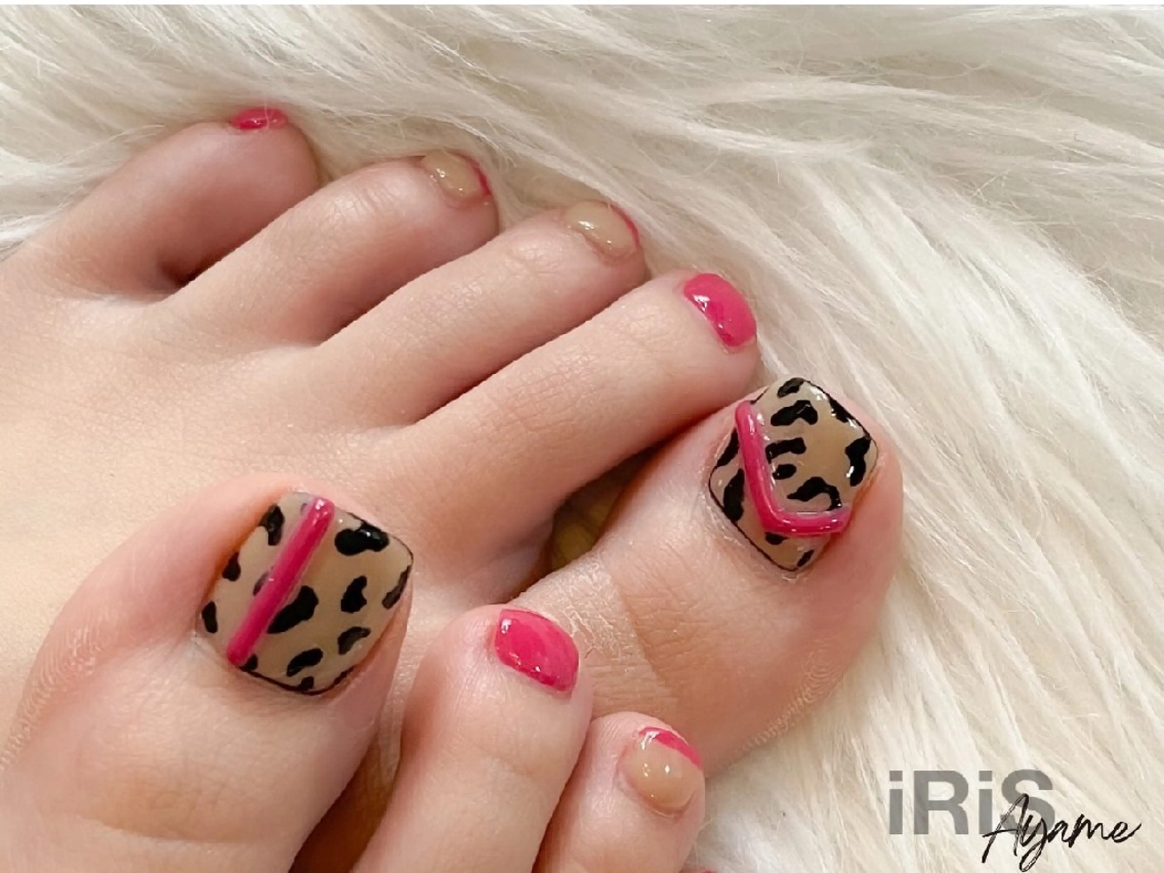 ネイル Eyeherbskin所属・MIE/ 札幌東区まつげパーマのマツエク・マツパデザイン