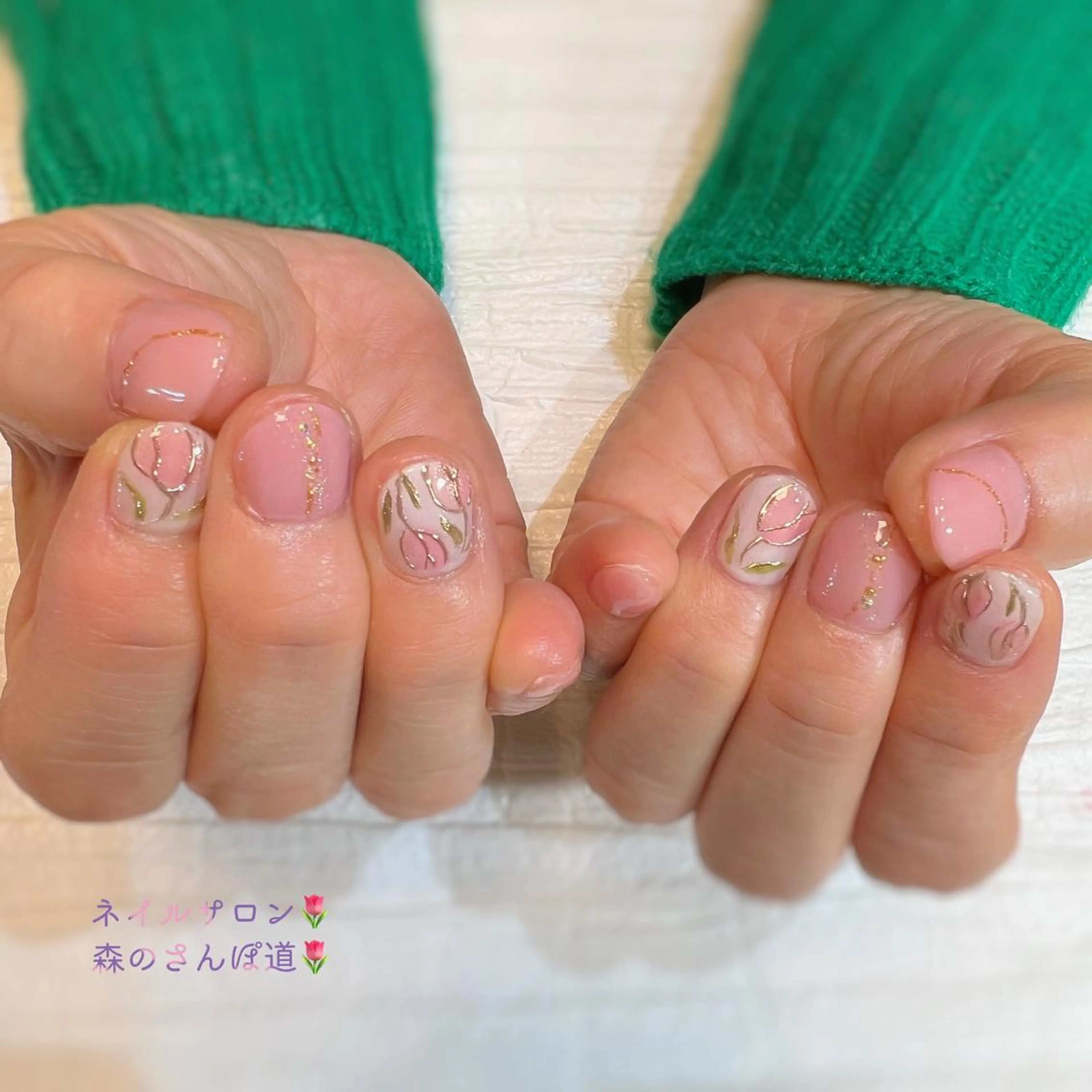 ネイル ハンドネイル ショートネイル 森のさんぽ道のネイルデザイン